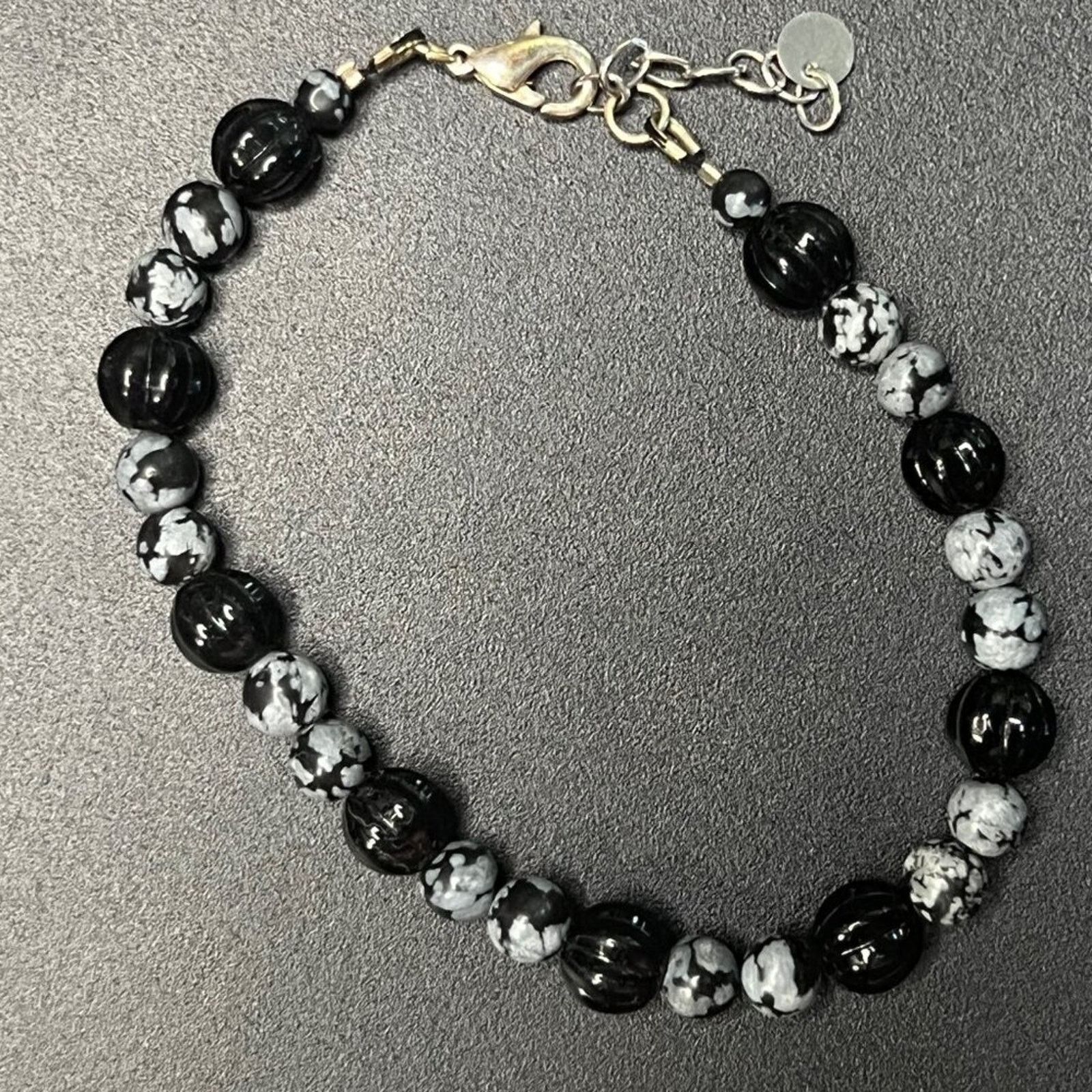 & Other Stories Black and Snowflake Obsidian Pumpkin shape beads bracelet Size ONE SIZE - 1 Preview