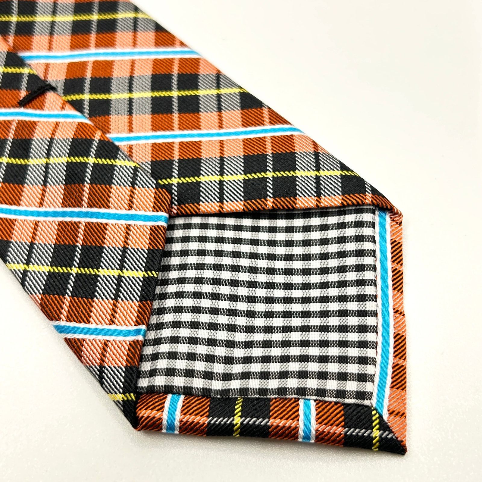 Ben Sherman Ben Sherman Red Black Plaid 100% Silk Mod Skinny Neck Tie Size ONE SIZE - 3 Thumbnail