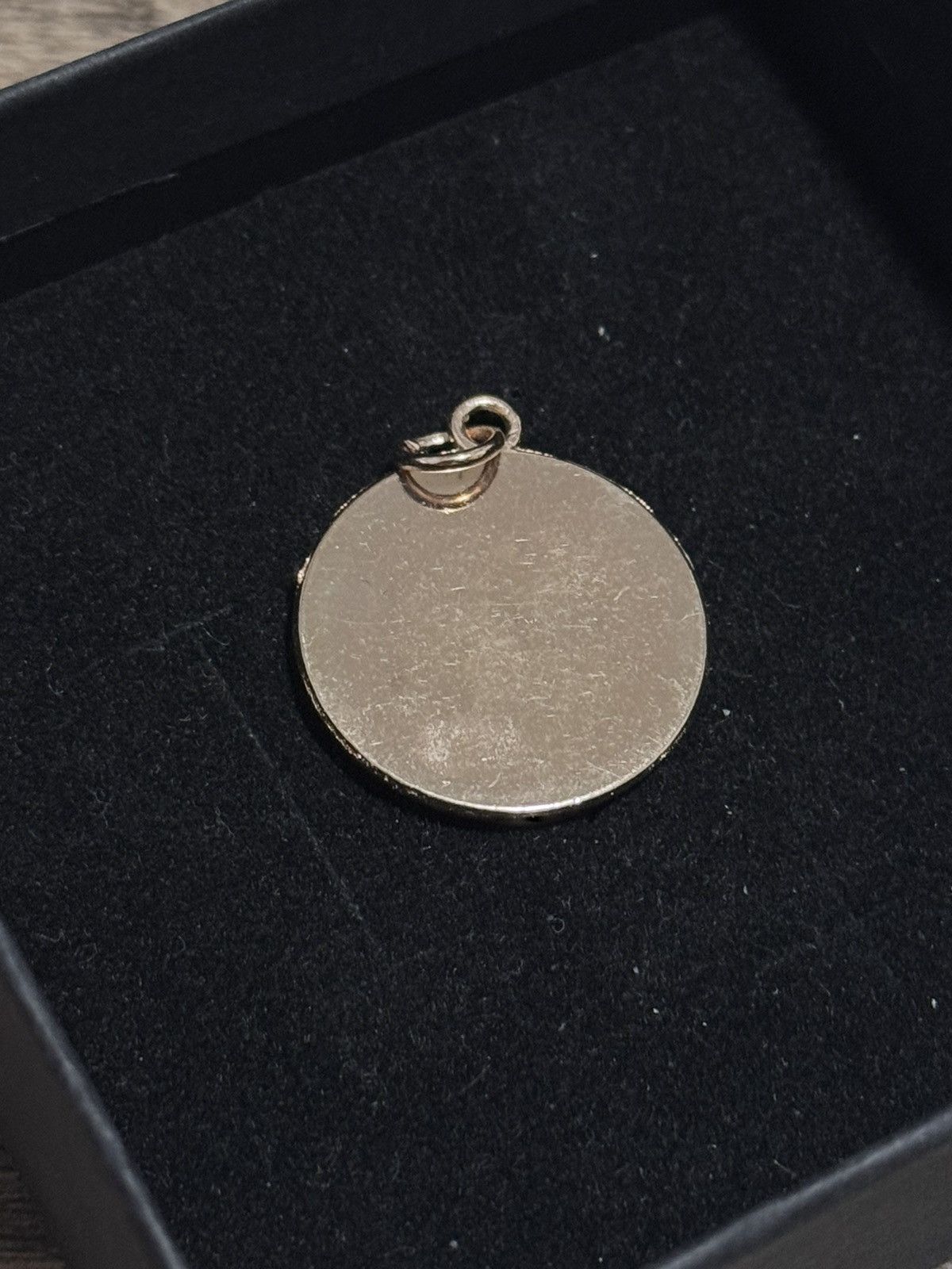 Louis Vuitton Louis Vuitton Charm Pendant Size ONE SIZE - 3 Thumbnail