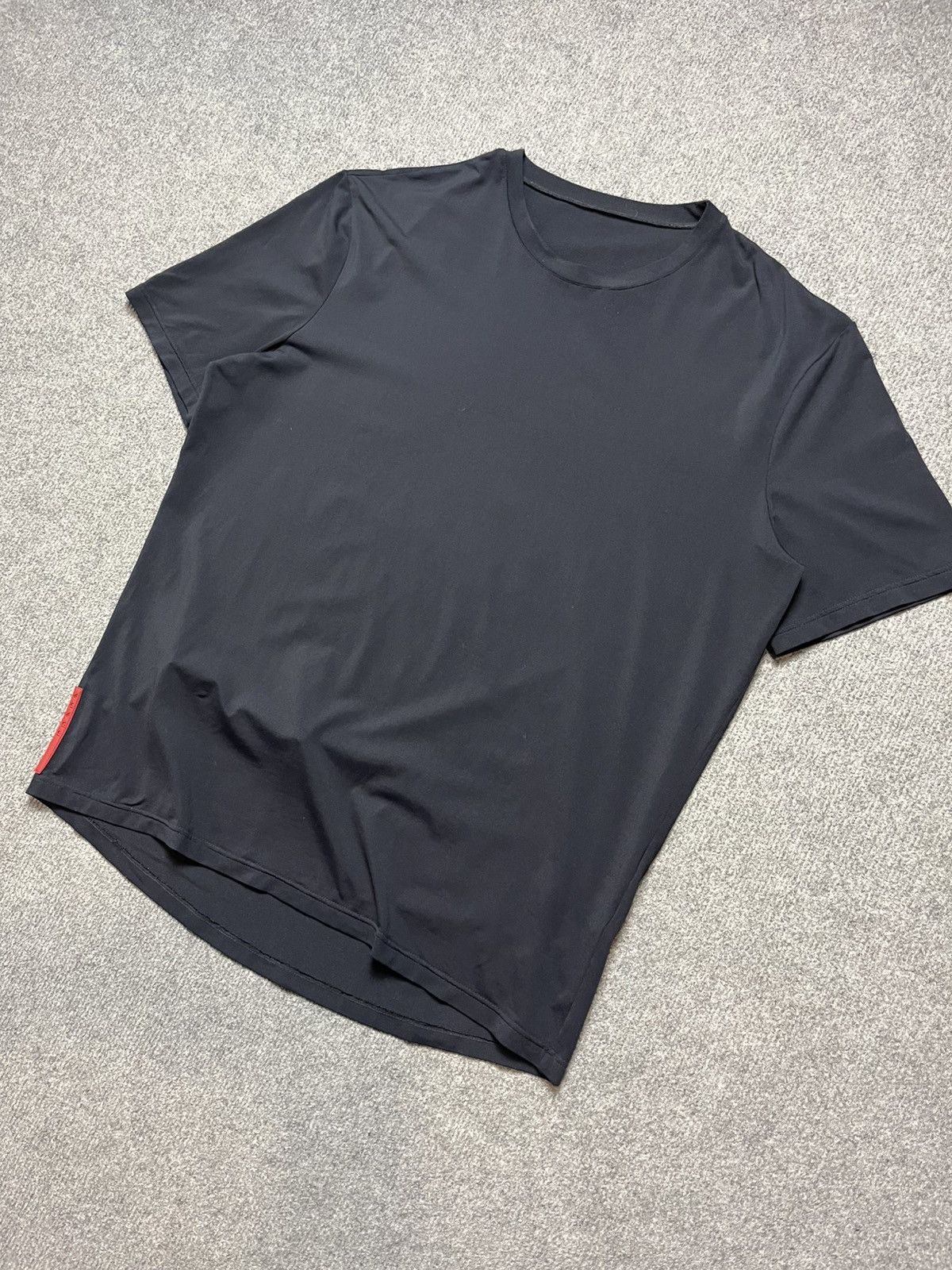 Prada Prada red tag t-shirt Size US XL / EU 56 / 4 - 4 Thumbnail