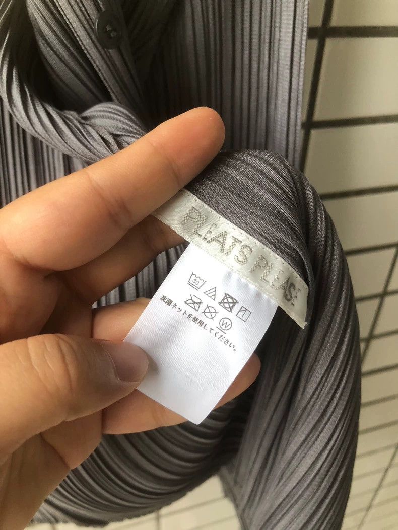 Issey Miyake Issey Miyake size:3 Dark grey pleated coat Size XS / US 0-2 / IT 36-38 - 2 Thumbnail