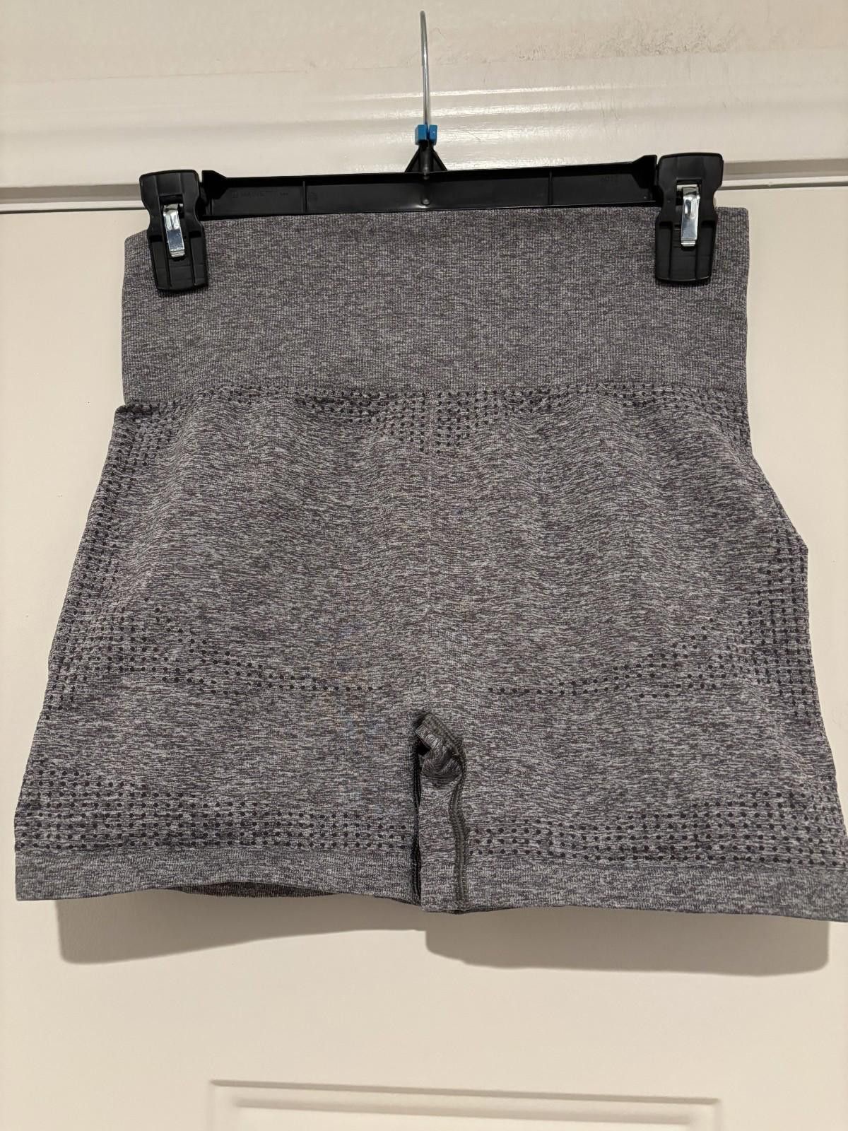 Gymshark Womens sz S grey Gym Shark athletic shorts #549 new w/o tags Size 28" / US 6 / IT 42 - 2 Thumbnail