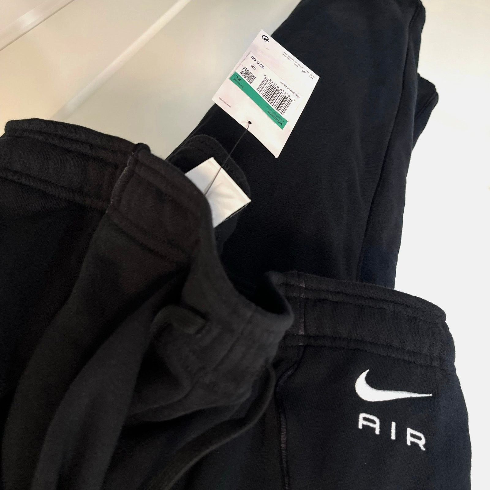 Nike •NWT• NIKE AIR SPORTSWEAR WOMENS BLACK SWEATPANTS • XL Size 39" - 5 Thumbnail