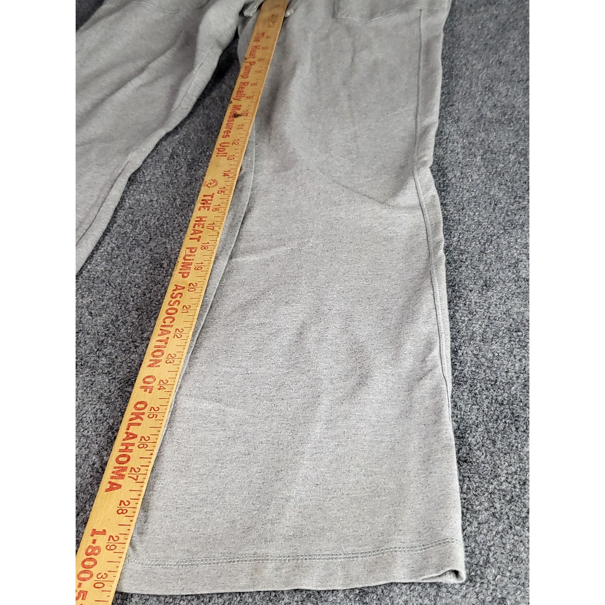 Nike Nike The Athletic Dept Sweatpants Women Sz S Gray Flare Leg Size 26" / US 2 / IT 38 - 5 Thumbnail