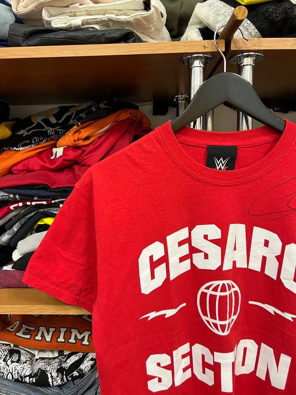Vintage × WWE × WWF Vintage WWE Cesaro Signed Tshirt Size US M / EU 48-50 / 2 - 2 Thumbnail