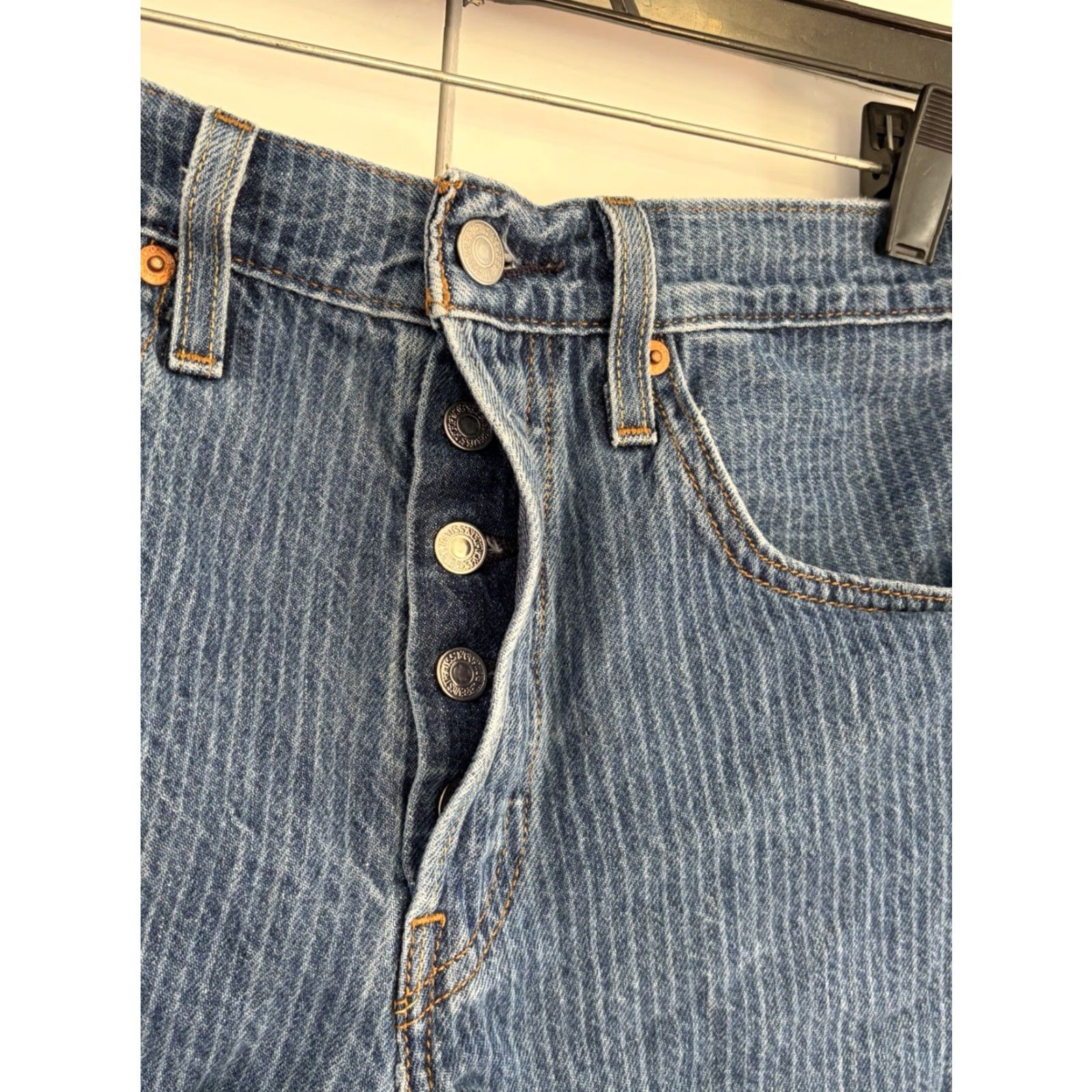 Levi's Levi's 501 Button Fly Jean Shorts Blue Denim Women's 26 Regular 5-Pocket Cowgirl Button Size 26" / US 2 / IT 38 - 3 Thumbnail