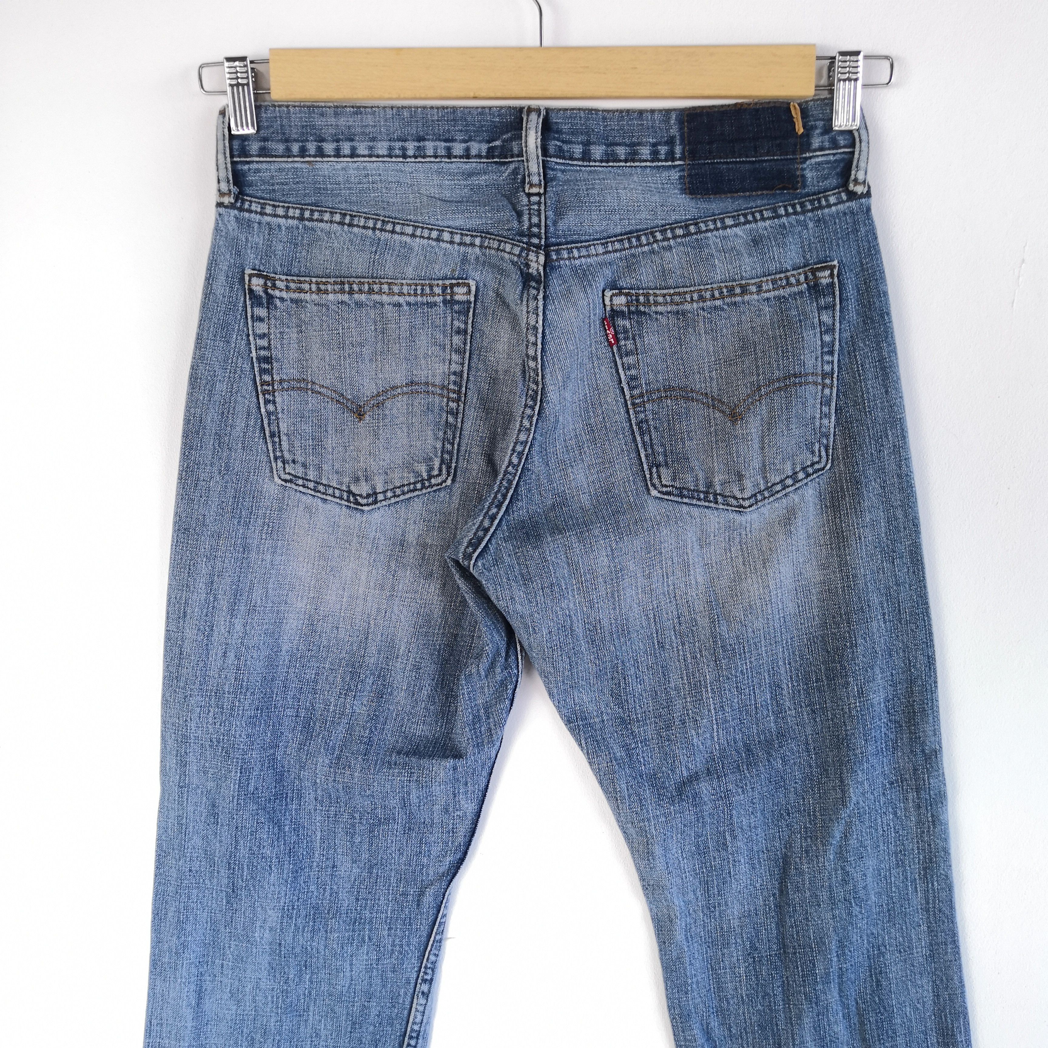 Levi's Vintage Levis 550 Faded Denim Distressed Levi's Jeans Size US 32 / EU 48 - 4 Thumbnail
