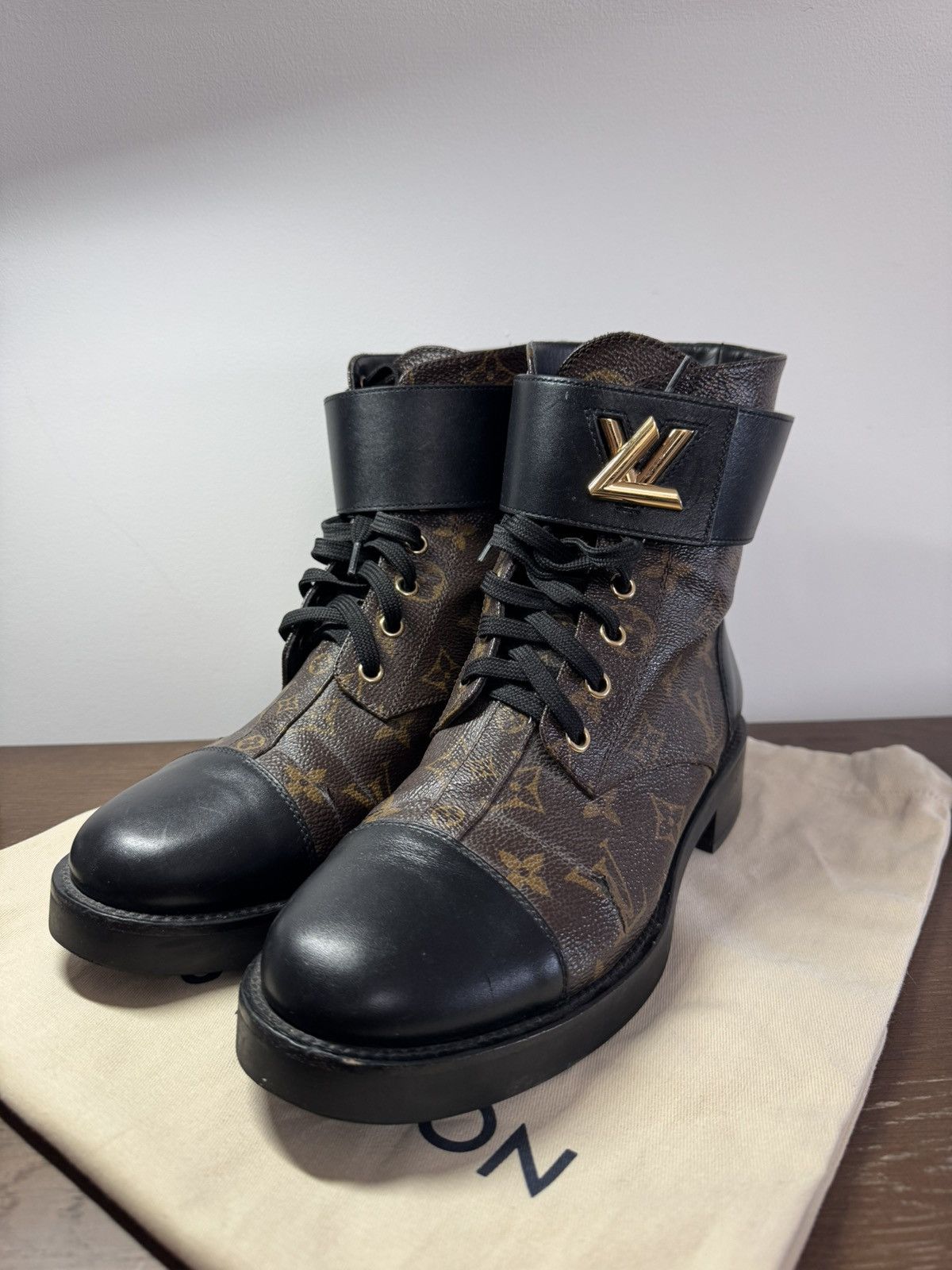 Louis Vuitton Louis Vuitton boots Size US 8.5 / IT 38.5 - 1 Thumbnail