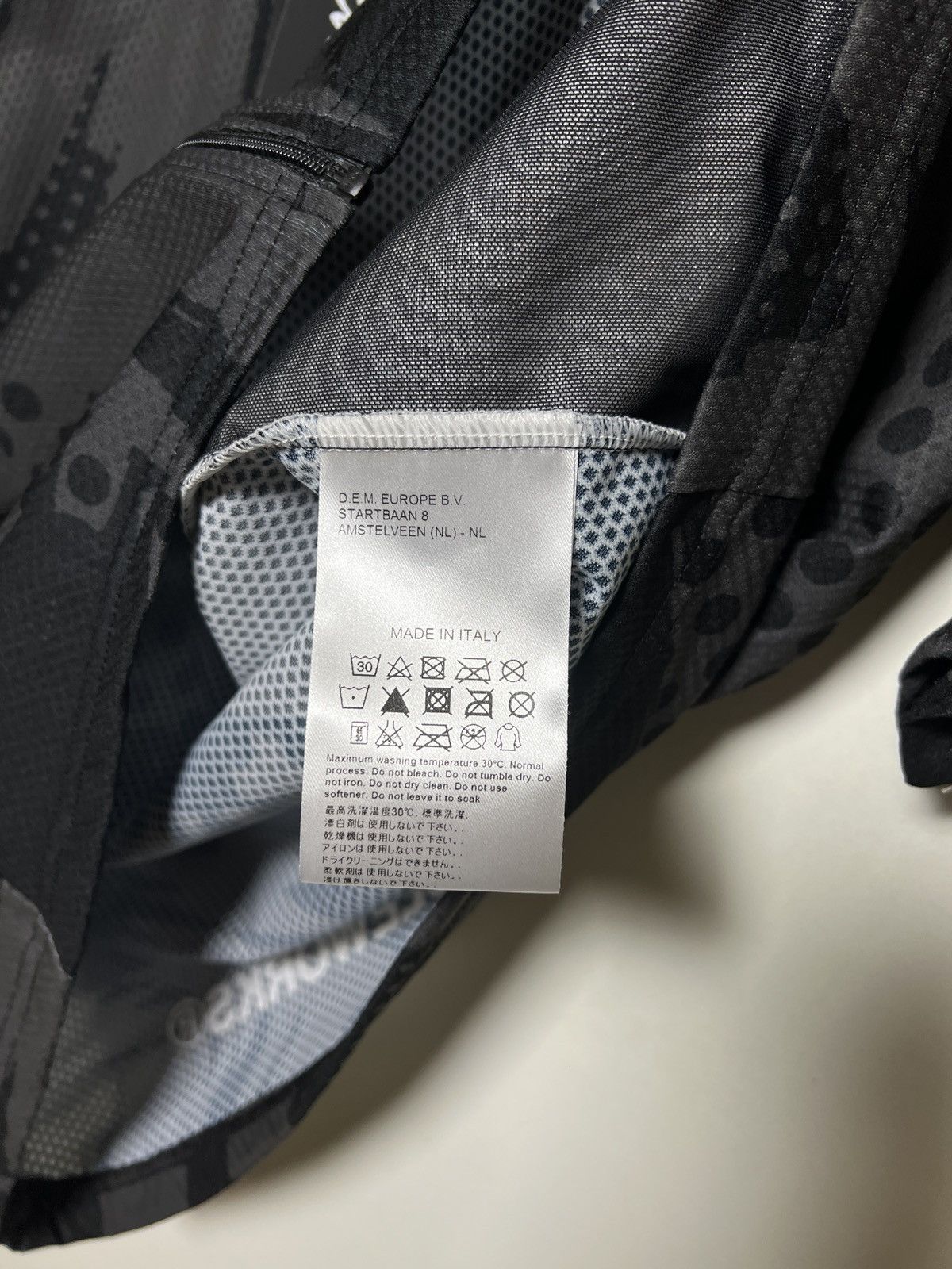 Deus Ex Machina 150$ deus ex machina tech cycle/running mtb zip shirt Size US XL / EU 56 / 4 - 11 Thumbnail