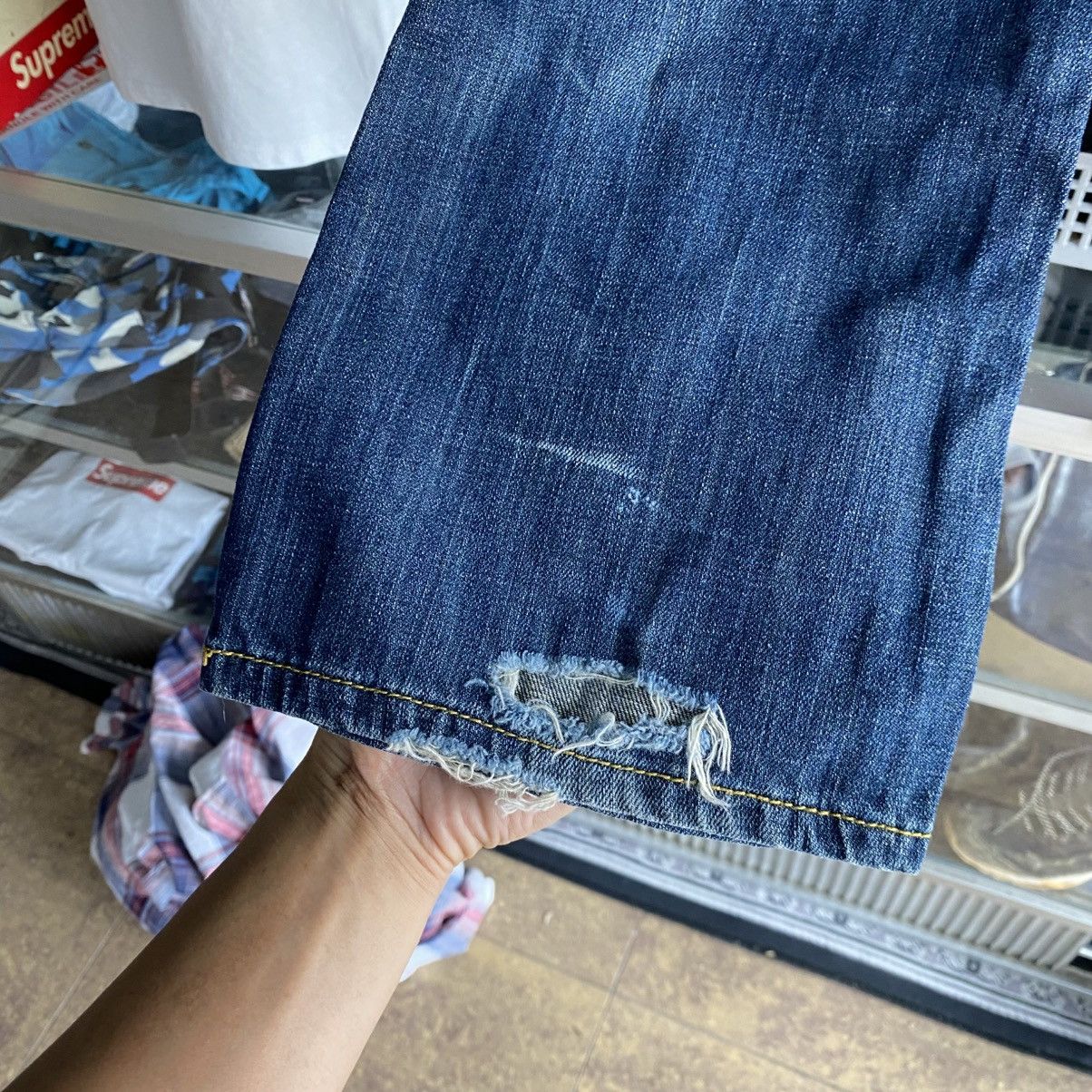 FCUK Vintage FCUK LOOSE CARPENTER Distressed Denim JEANS Size US 32 / EU 48 - 6 Thumbnail