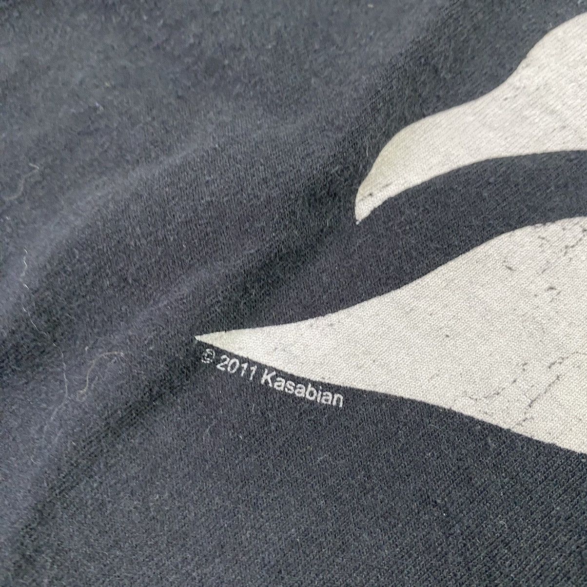 Band Tees Vintage Kasabian 2011 Big Graphic logo rock band tee Size US XL / EU 56 / 4 - 5 Thumbnail