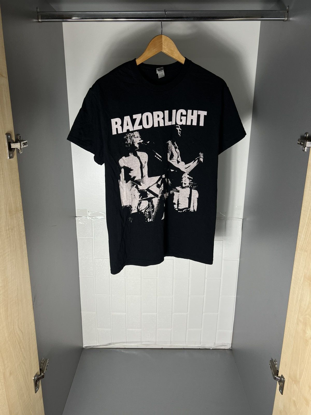 Band Tees VINTAGE RAZORLIGHT WORLD TOUR ROCK T-SHIRT METAL PUNK Y2K Size US M / EU 48-50 / 2 - 2 Thumbnail