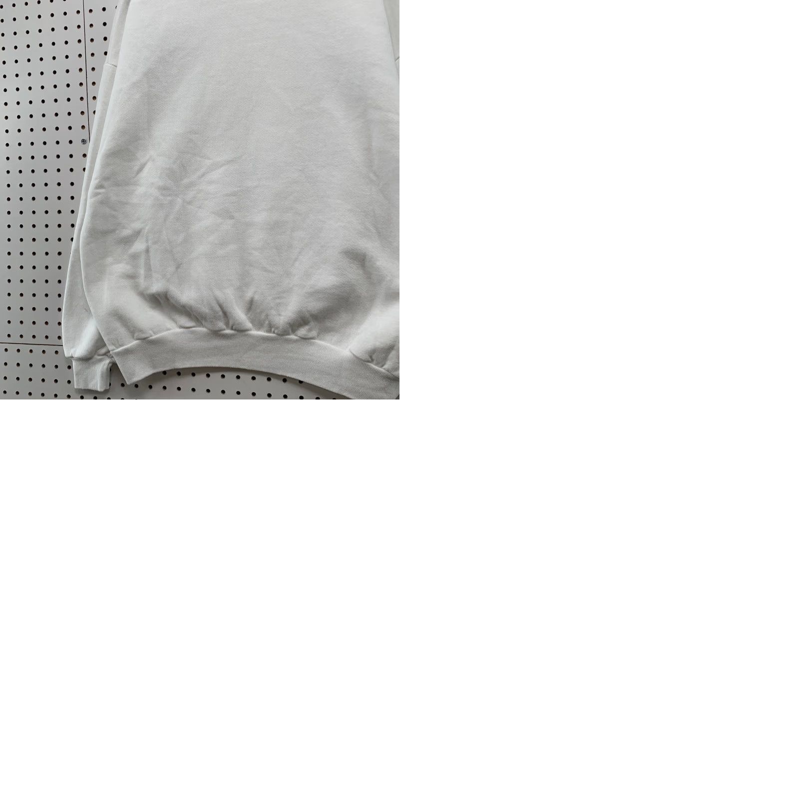 Jerzees VINTAGE Jerzees Sweatshirt Mens XL White Fleece 90s Crewneck USA Sweatshirt 90s Mens XL White Jerzees Vintage 90s Theme: 90s Size US XL / EU 56 / 4 - 9 Thumbnail