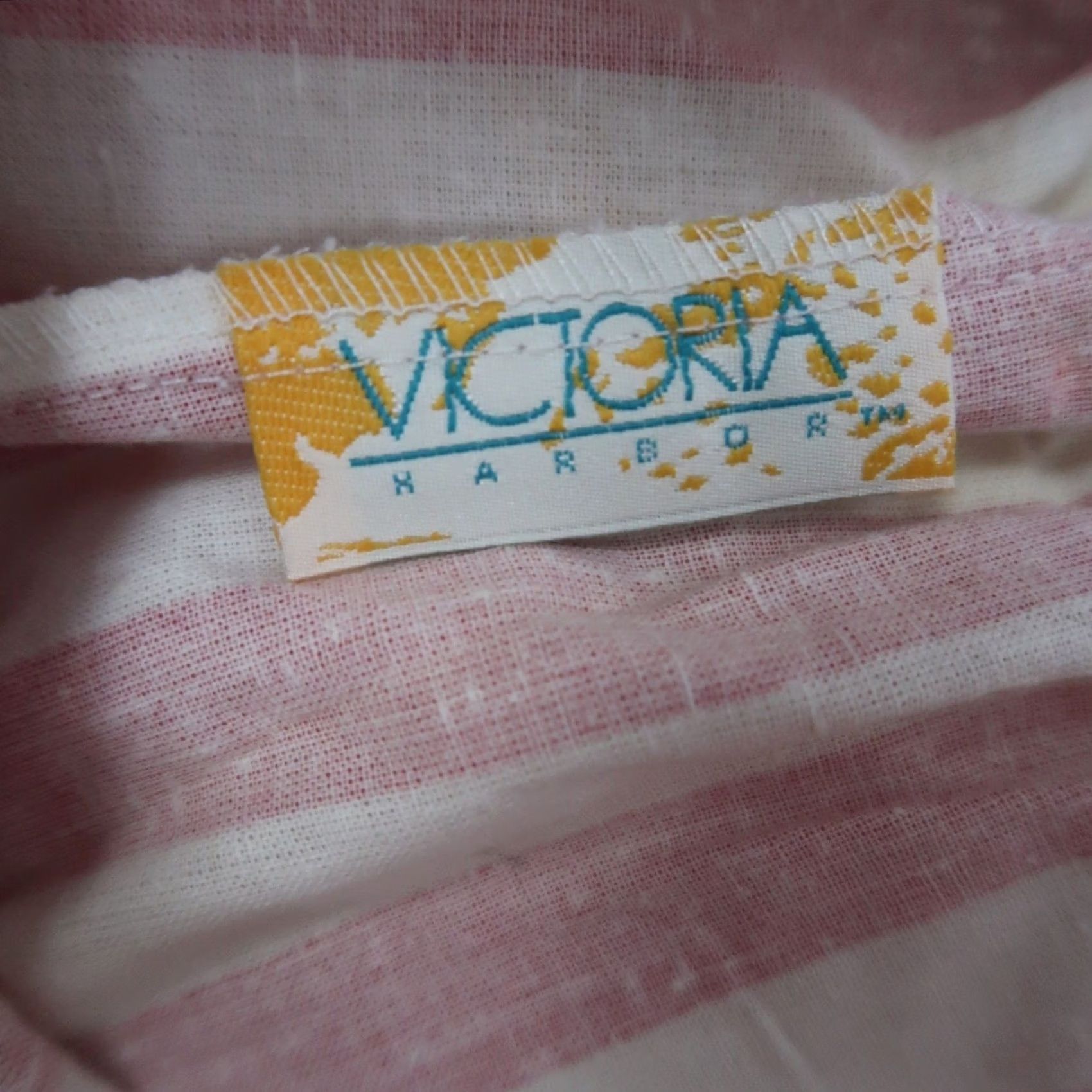 Vintage VINTAGE Victoria Harbor Red and White Striped Bermuda Shorts S Womens High Rise Cotton 7 In Inseam 80s Size 28" / US 6 / IT 42 - 4 Thumbnail