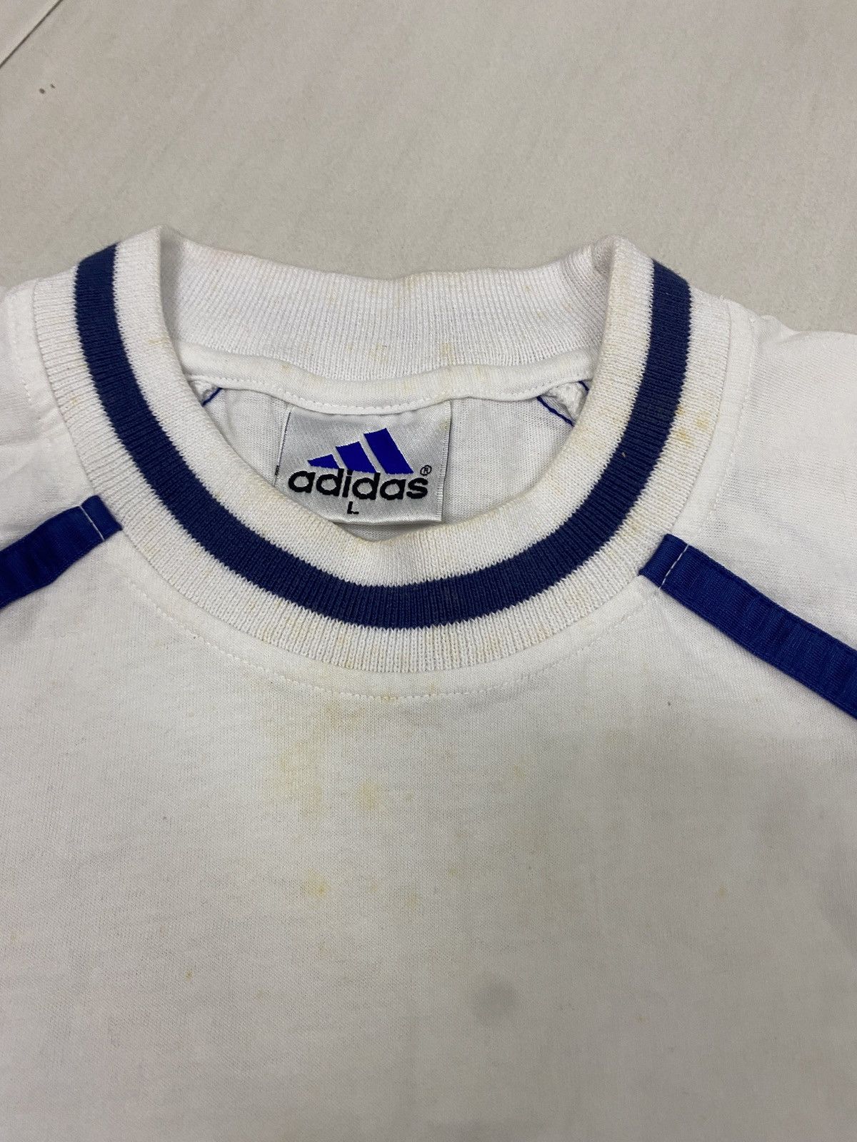 Adidas × Vintage VINTAGE 90s ADIDAS BASKETBALL T-SHIRT Size US L / EU 52-54 / 3 - 8 Thumbnail