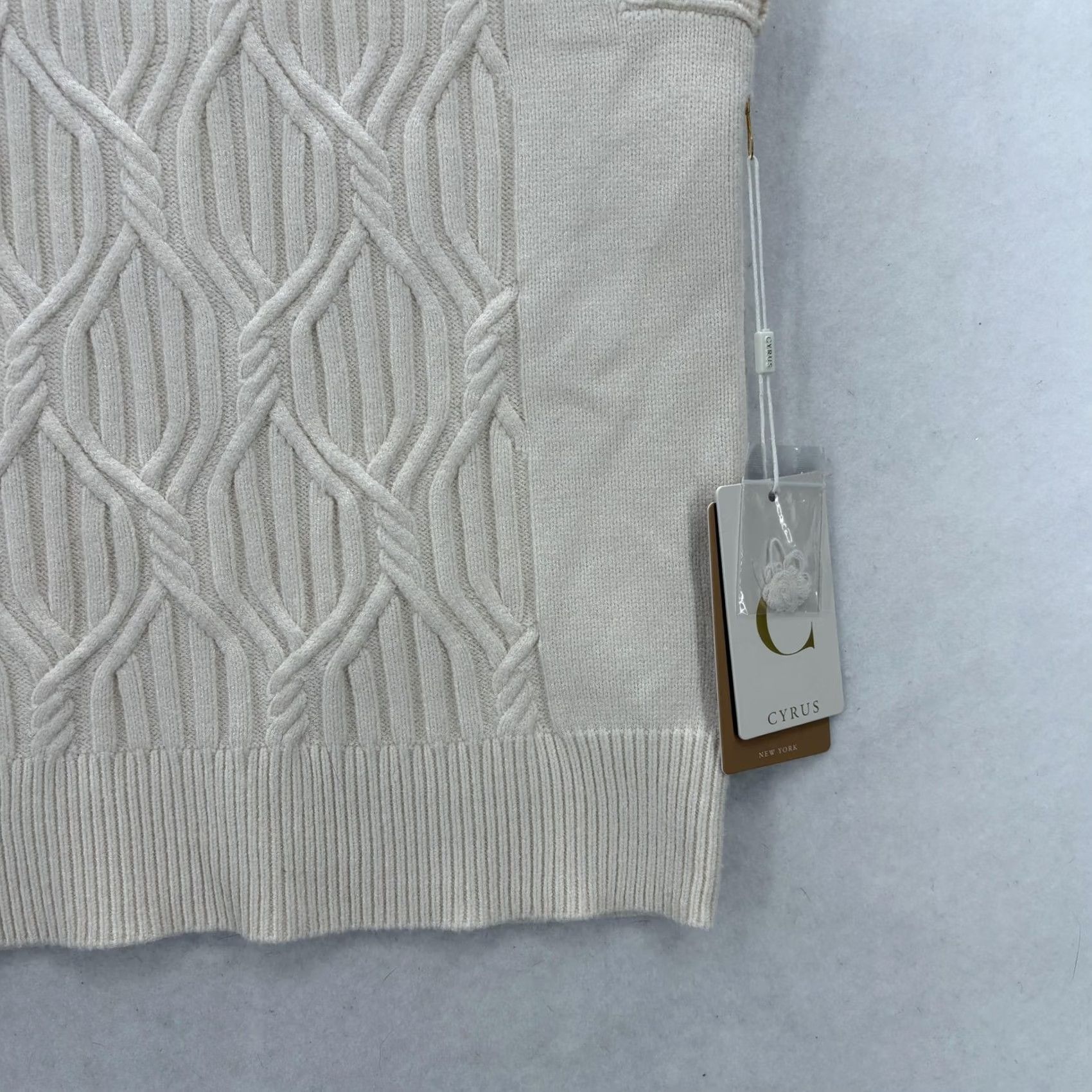 Vintage Cyrus Sweater Vest Womens Small Beige Mock Neck Cable Knit Sleeveless Cozy NWT Size S / US 4 / IT 40 - 3 Thumbnail