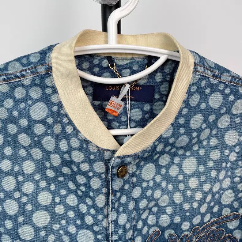 Louis Vuitton Louis Vuitton Yayoi Kusama co-branded blue polka-dot embro Size US S / EU 44-46 / 1 - 4 Thumbnail
