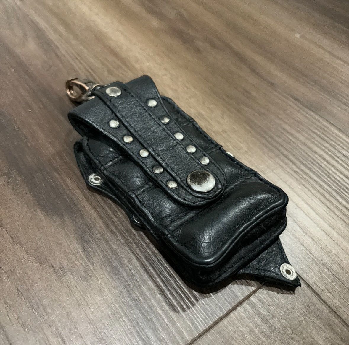 KMRii 1 of 1 KMRii studded ipod pouch Size ONE SIZE - 2 Thumbnail