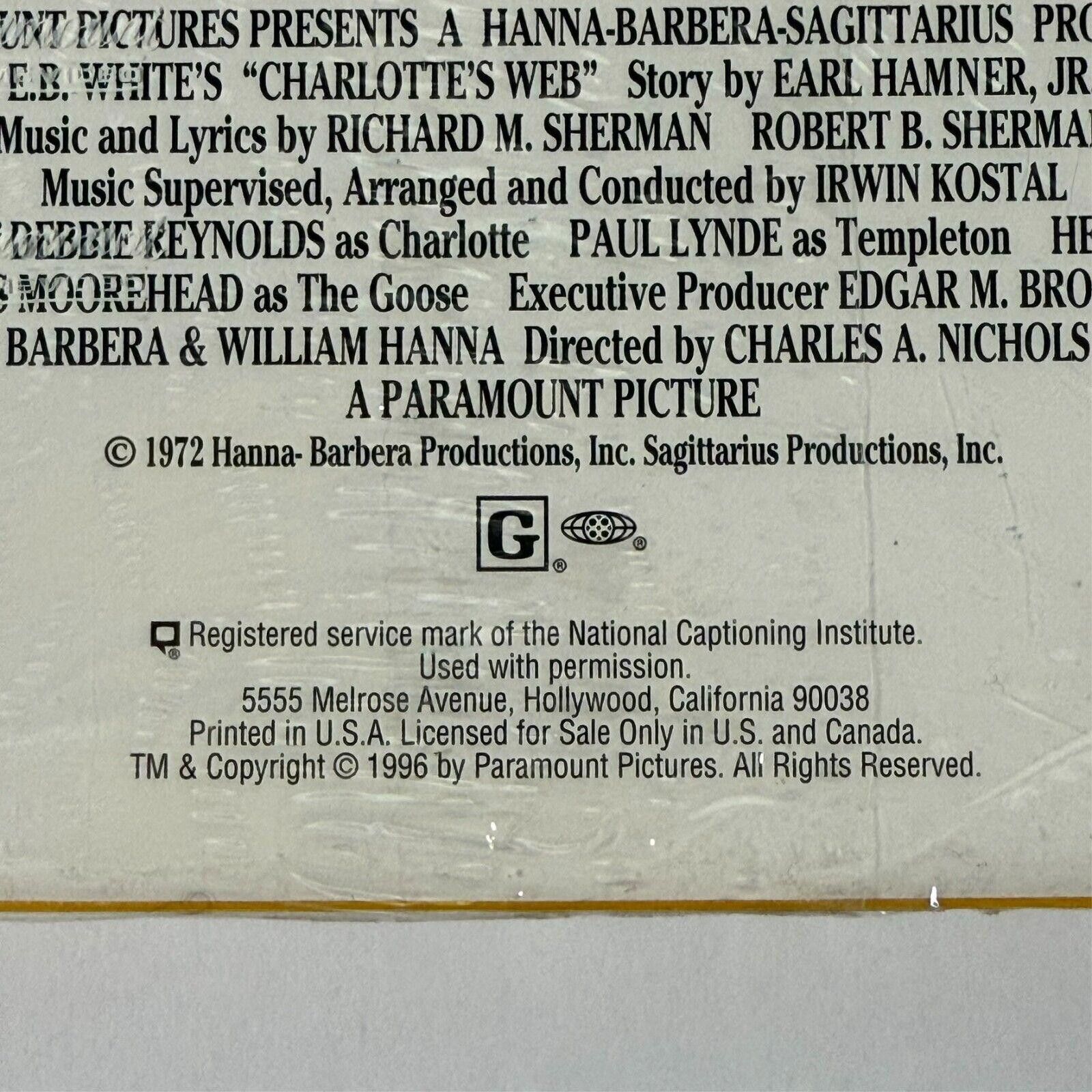 Designer Vtg Charlottes Web VHS 1996 Yellow Clamshell Sealed Rare Size ONE SIZE - 6 Thumbnail