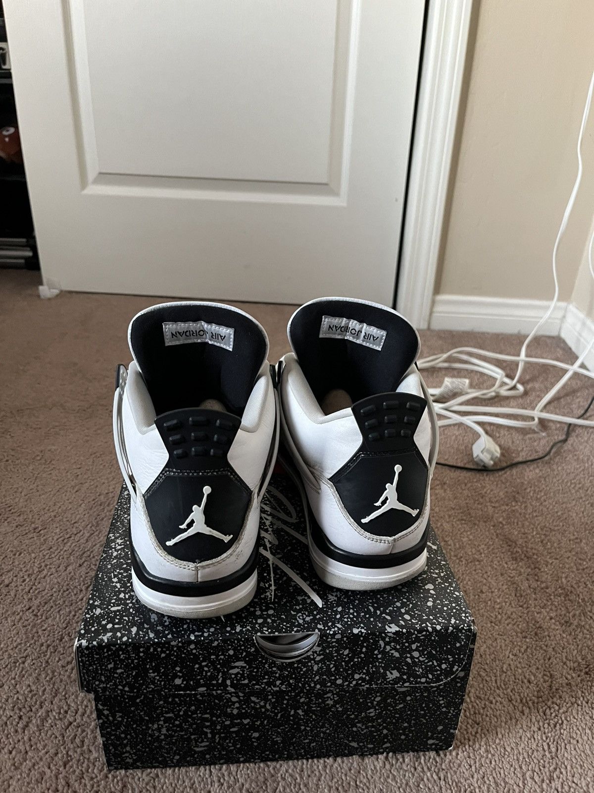 Jordan Brand × Nike Jordan 4 Military Black Size US 10.5 / EU 43-44 - 3 Thumbnail