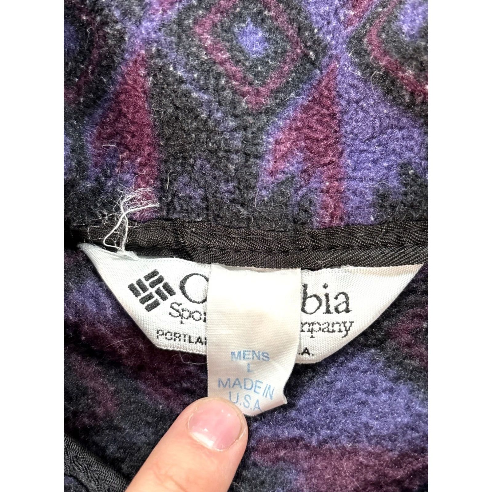 Vintage VINTAGE Columbia Jacket Mens L Purple Aztec Geometric Fleece Full Zip USA Made Size US L / EU 52-54 / 3 - 4 Thumbnail