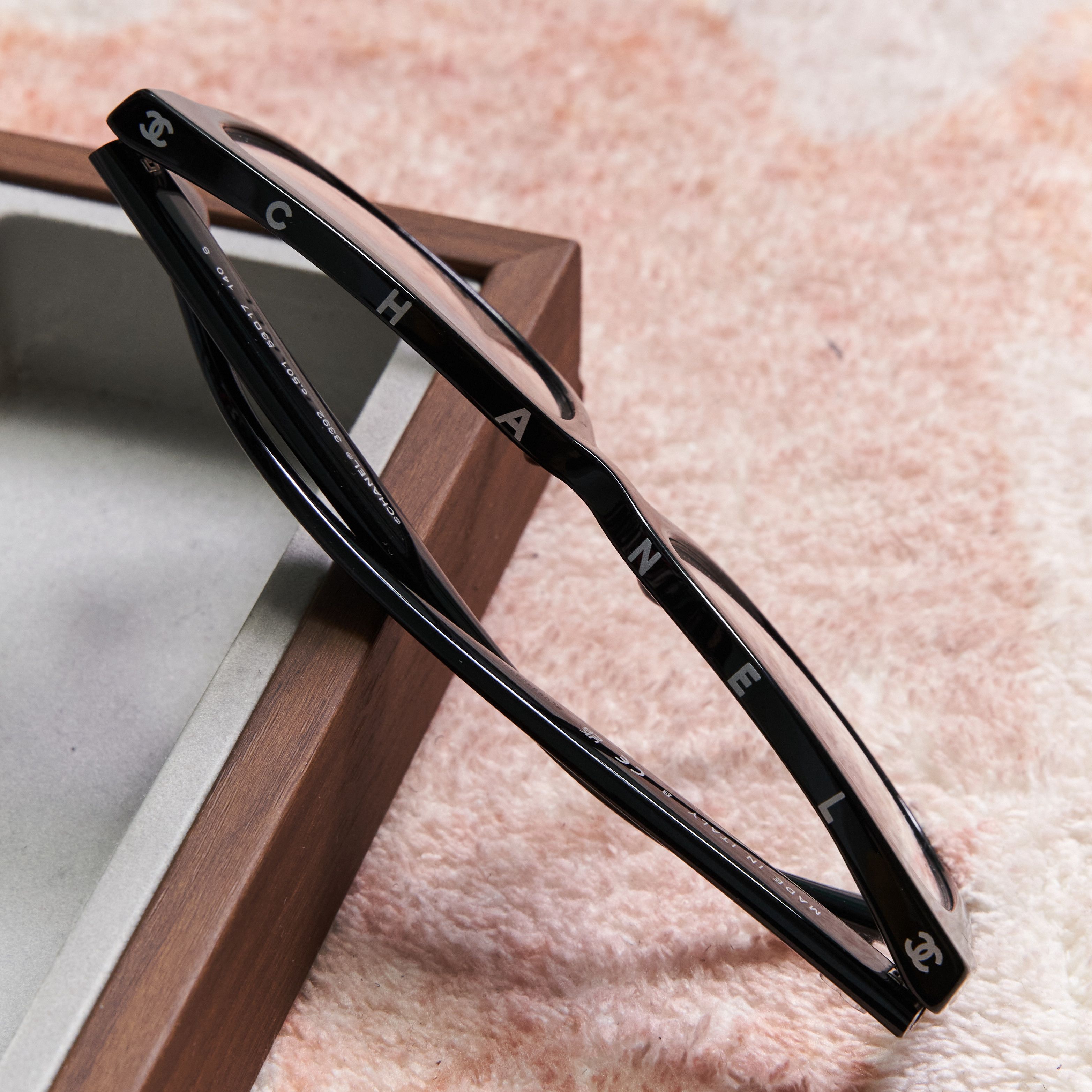 Chanel CHANEL 0CH3392 C501 Sunglasses Size ONE SIZE - 2 Thumbnail