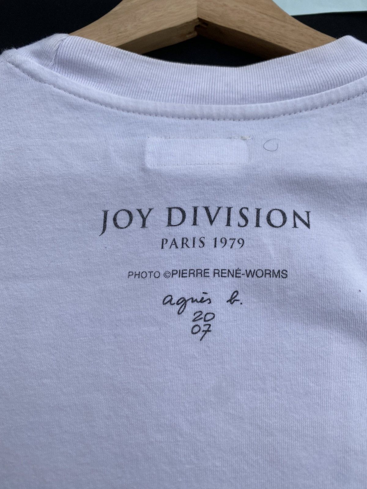 agnes b. Vintage Agnes B. x Joy Division Rare Printed Tshirt Size US L / EU 52-54 / 3 - 18 Thumbnail