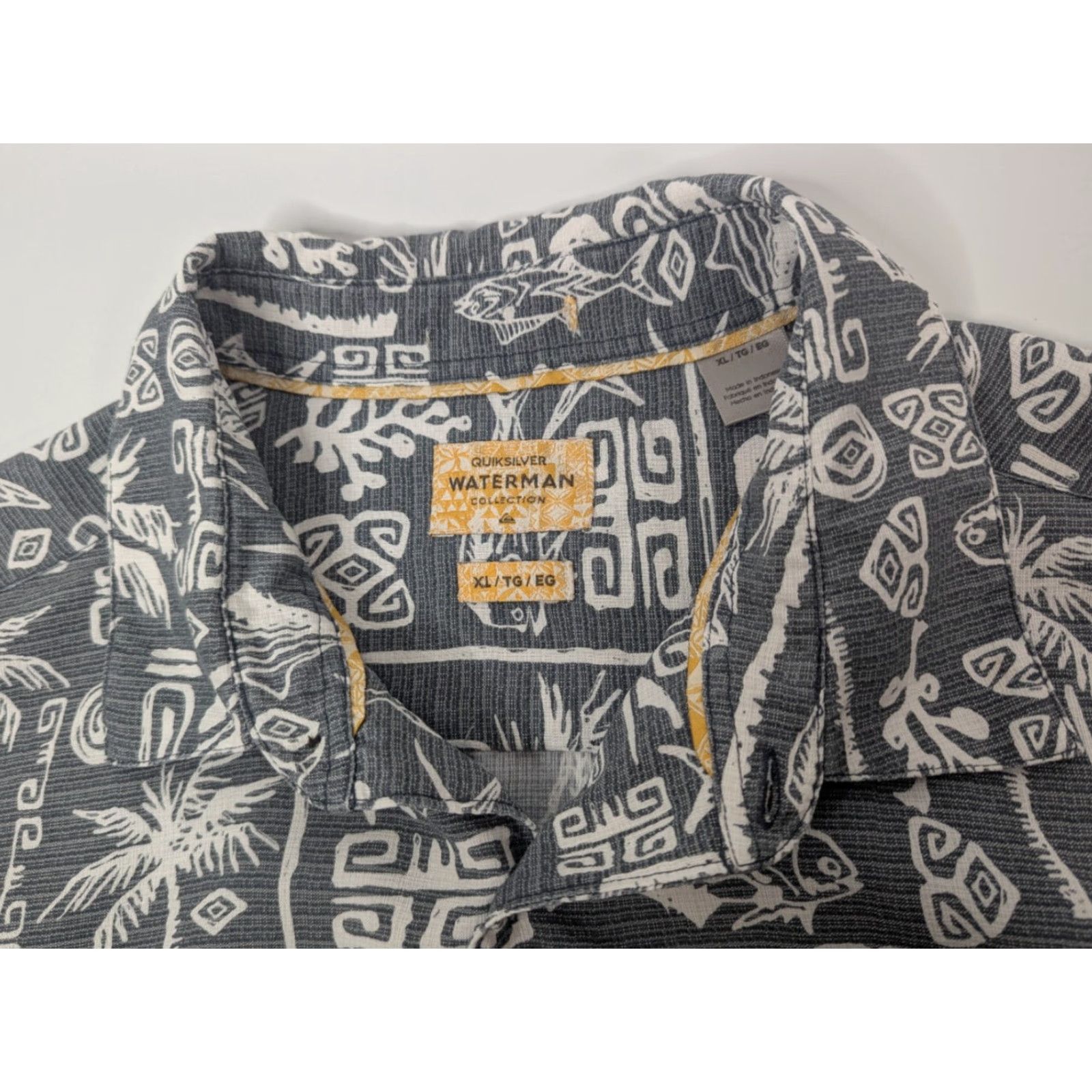 Quiksilver Quiksilver Waterman Sea the World Hawaiian Shirt Mens XL Blue Floral Modal Beach Shirt Size US XL / EU 56 / 4 - 6 Thumbnail
