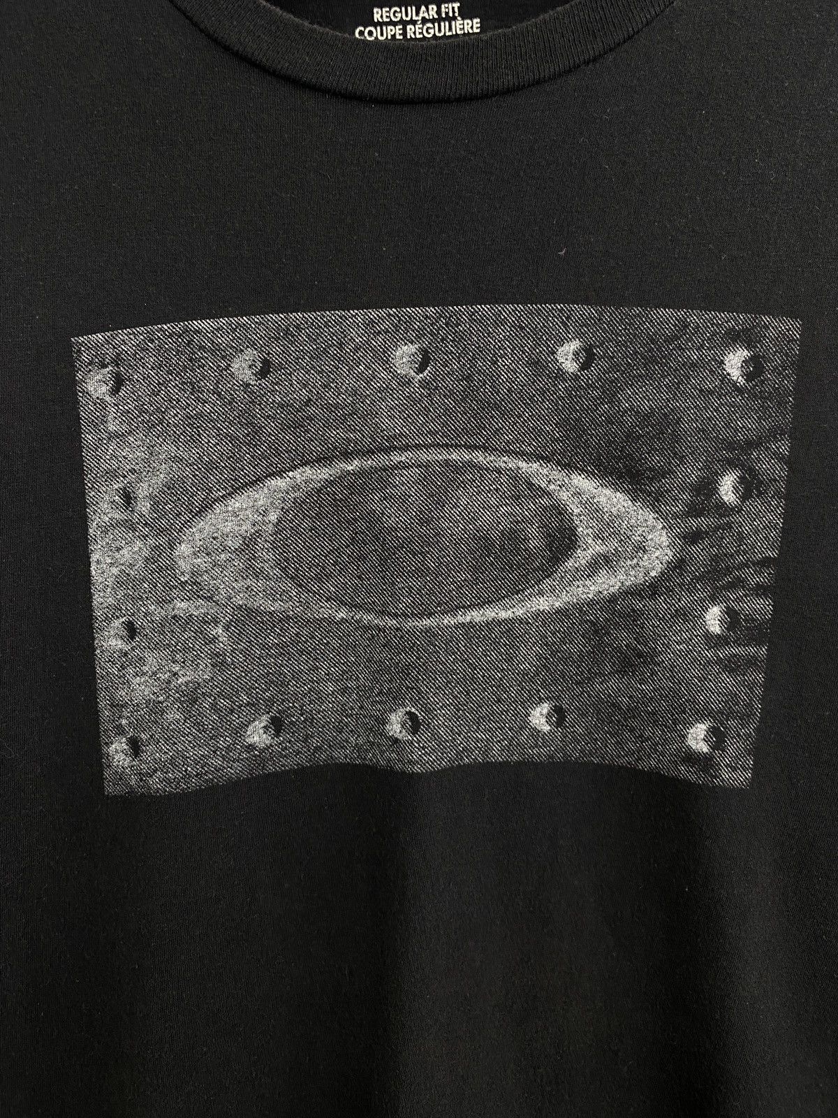 Oakley × Vintage 🇺🇸 Vintage Y2K Oakley Big Logo T-Shirt Rare Retro Hype Size US XL / EU 56 / 4 - 4 Thumbnail