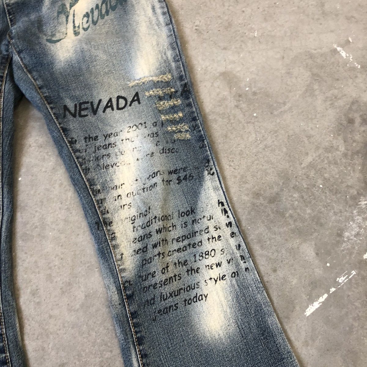 Japanese Brand Vintae Bluejam Poem flare jeans 🍒 Size US 33 - 4 Thumbnail
