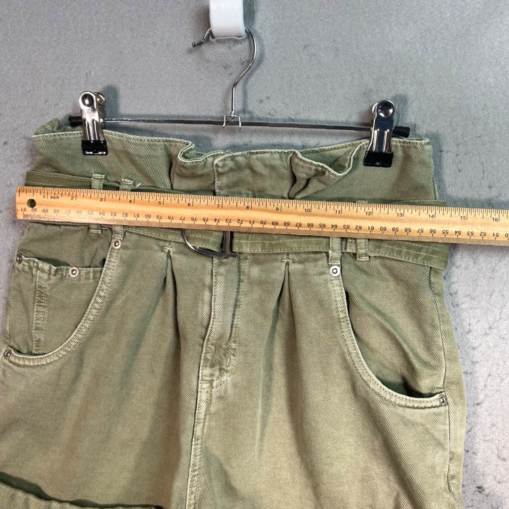 Zara Zara Women's High Waist Khaki Green Belted Paperbag Shorts Size S Size 28" / US 6 / IT 42 - 5 Thumbnail
