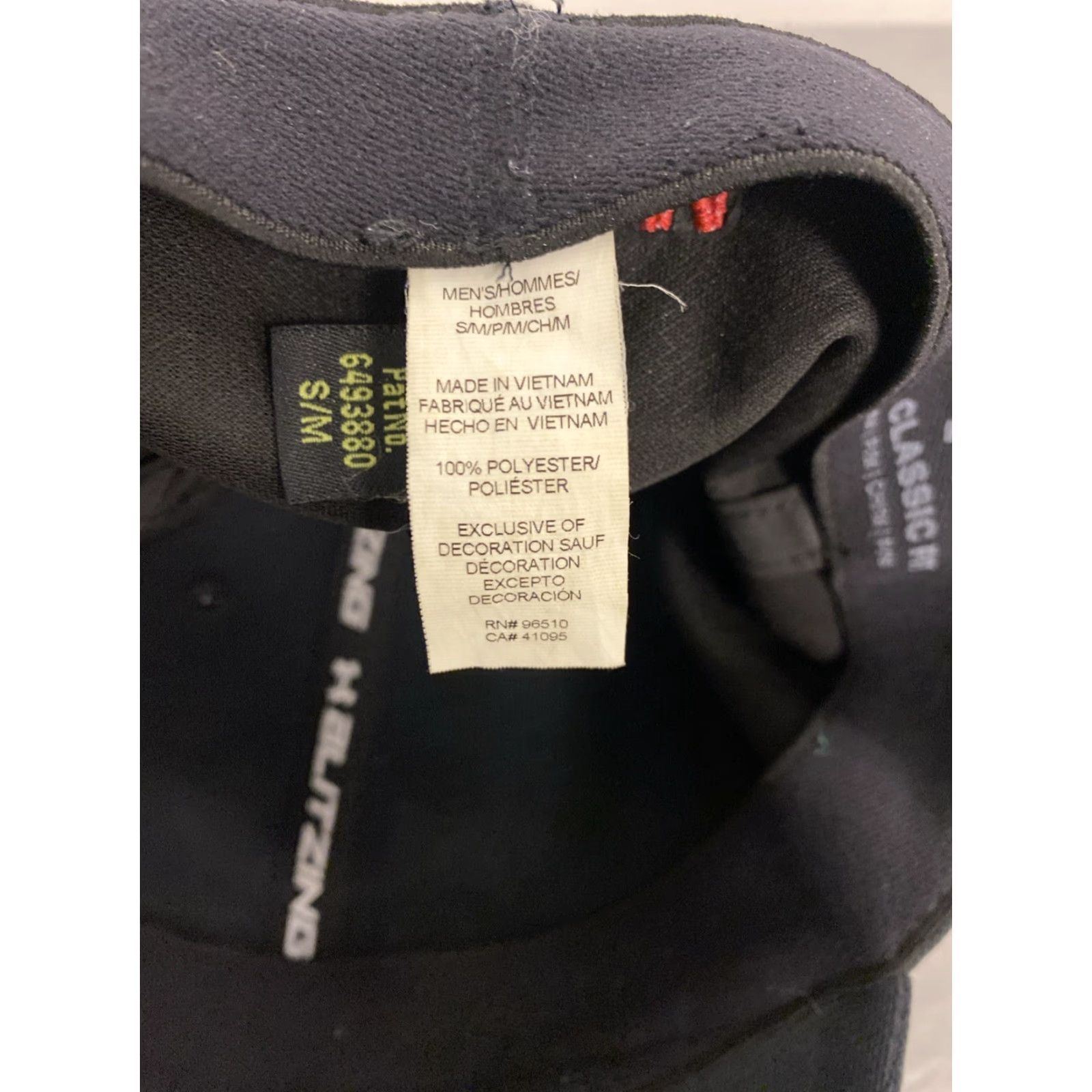 Under Armour Under Armour Freedom UA Classic Fit hat cap mens S/M flex fitted black /672 Size ONE SIZE - 6 Thumbnail
