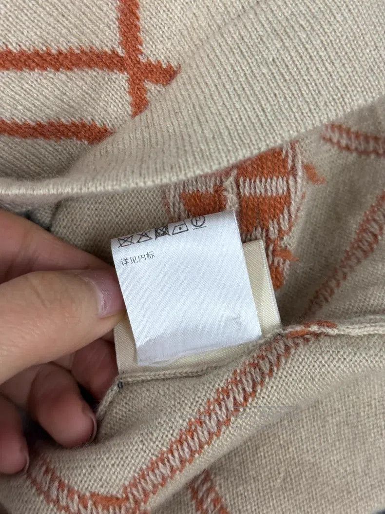 Hermes Hermes Beige Printed Cashmere Knit Dress Size XXS / US 00 / IT 34 - 7 Thumbnail