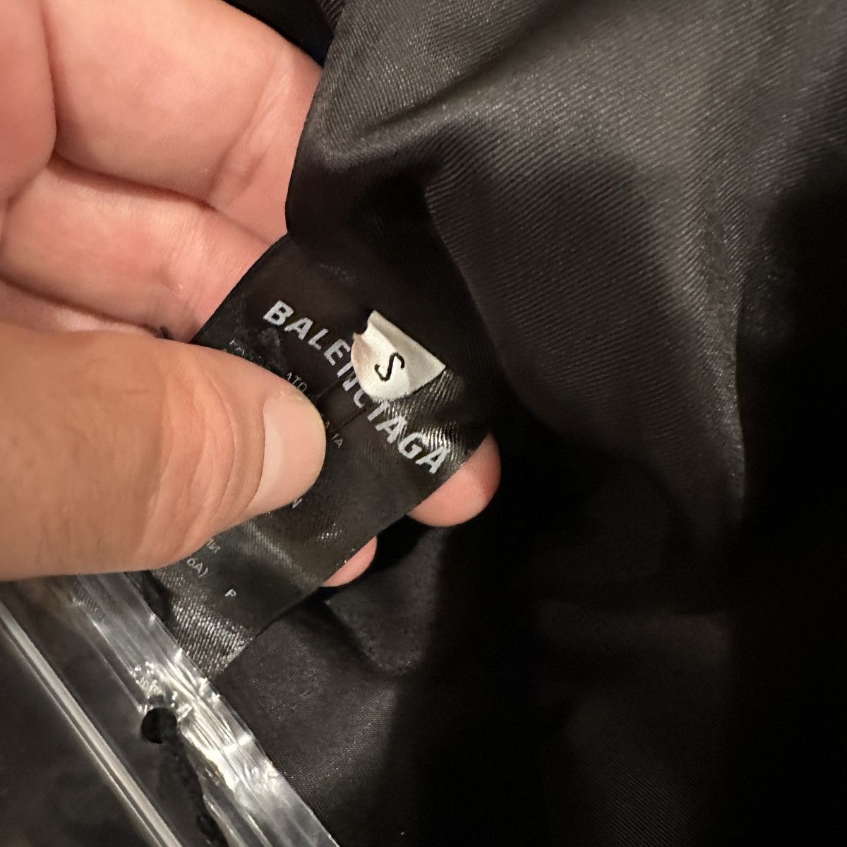 Balenciaga PIERCED BAGGY LEATHER PANTS Size US 32 / EU 48 - 7 Thumbnail