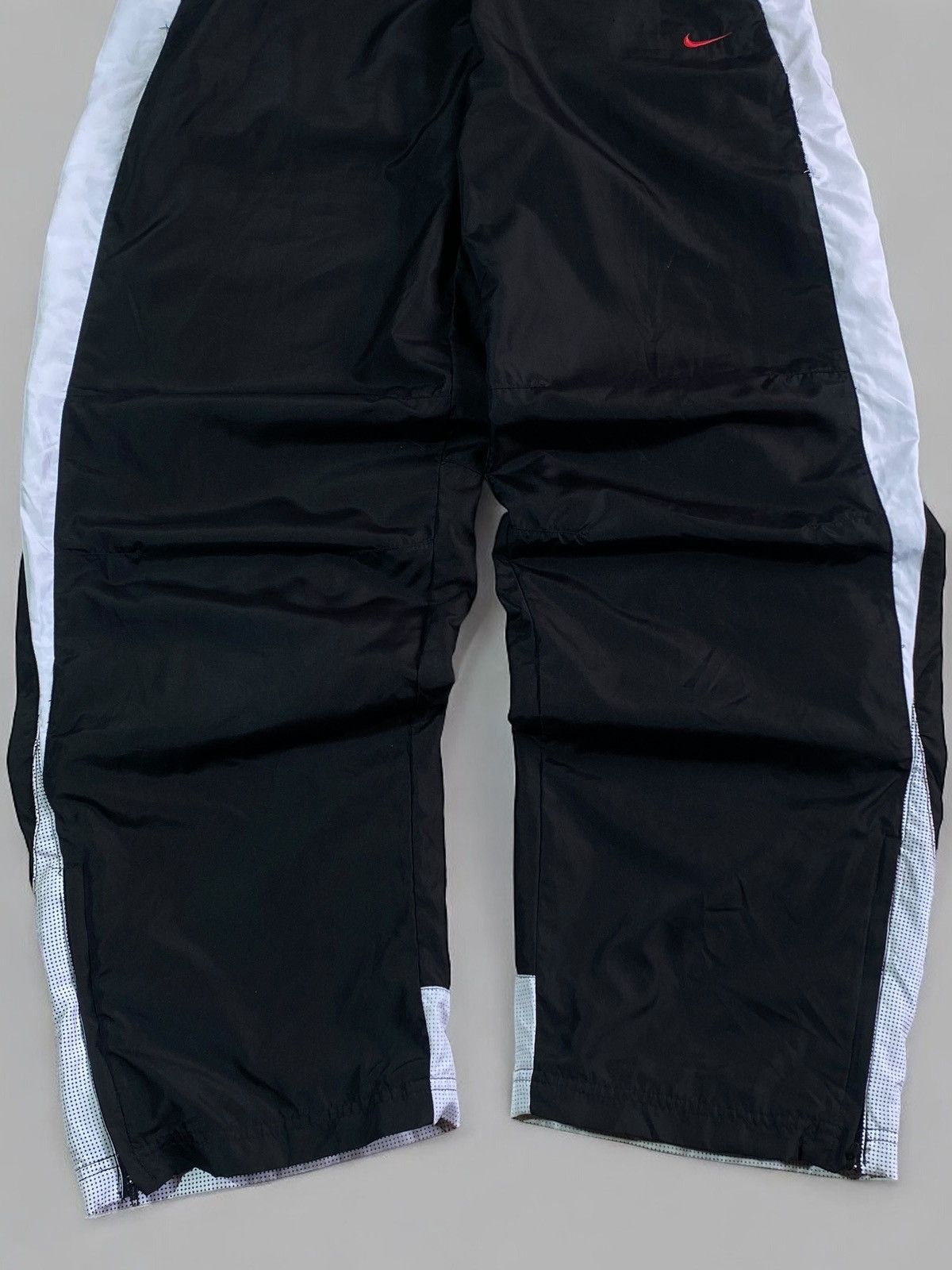 Nike 🔥 Y2k NIKE AIRMAX SERIES 87 PANTS DRILL NYLON TECH STYLE Size US 34 / EU 50 - 4 Thumbnail