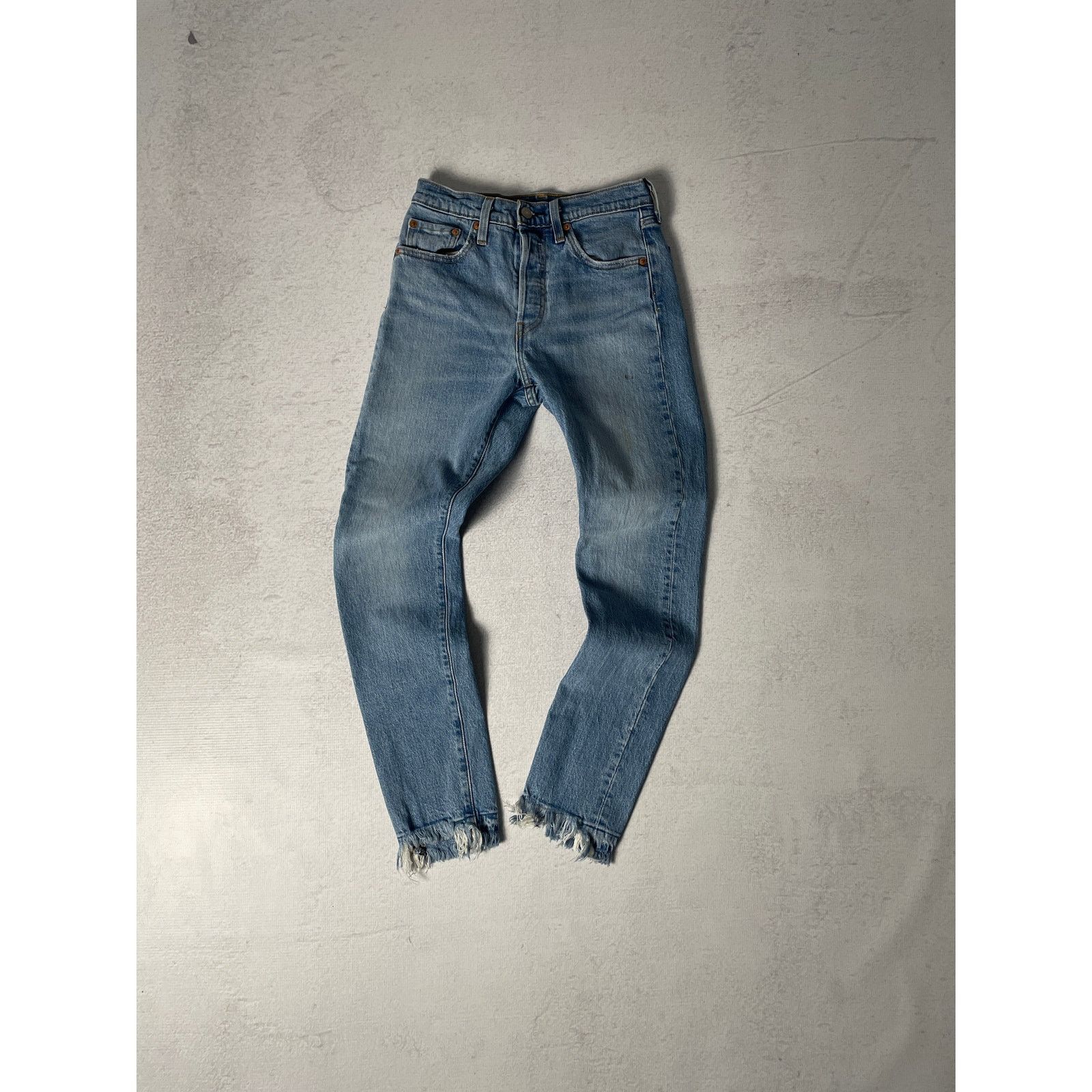 Levi's Vintage Levis 501 Jeans, Women Levis Jeans - Women's 26 x 28 Size 26" / US 2 / IT 38 - 1 Thumbnail