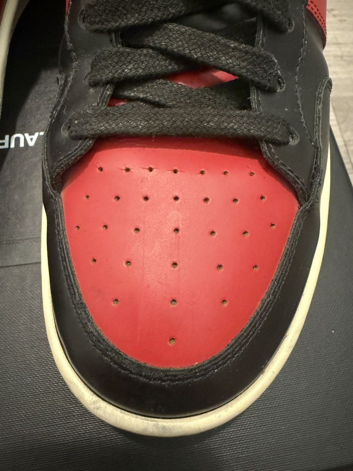 Saint Laurent Paris Saint Laurent Pairs SL/10H Black/Red Size EU 41 Size US 8 / EU 41 - 13 Thumbnail