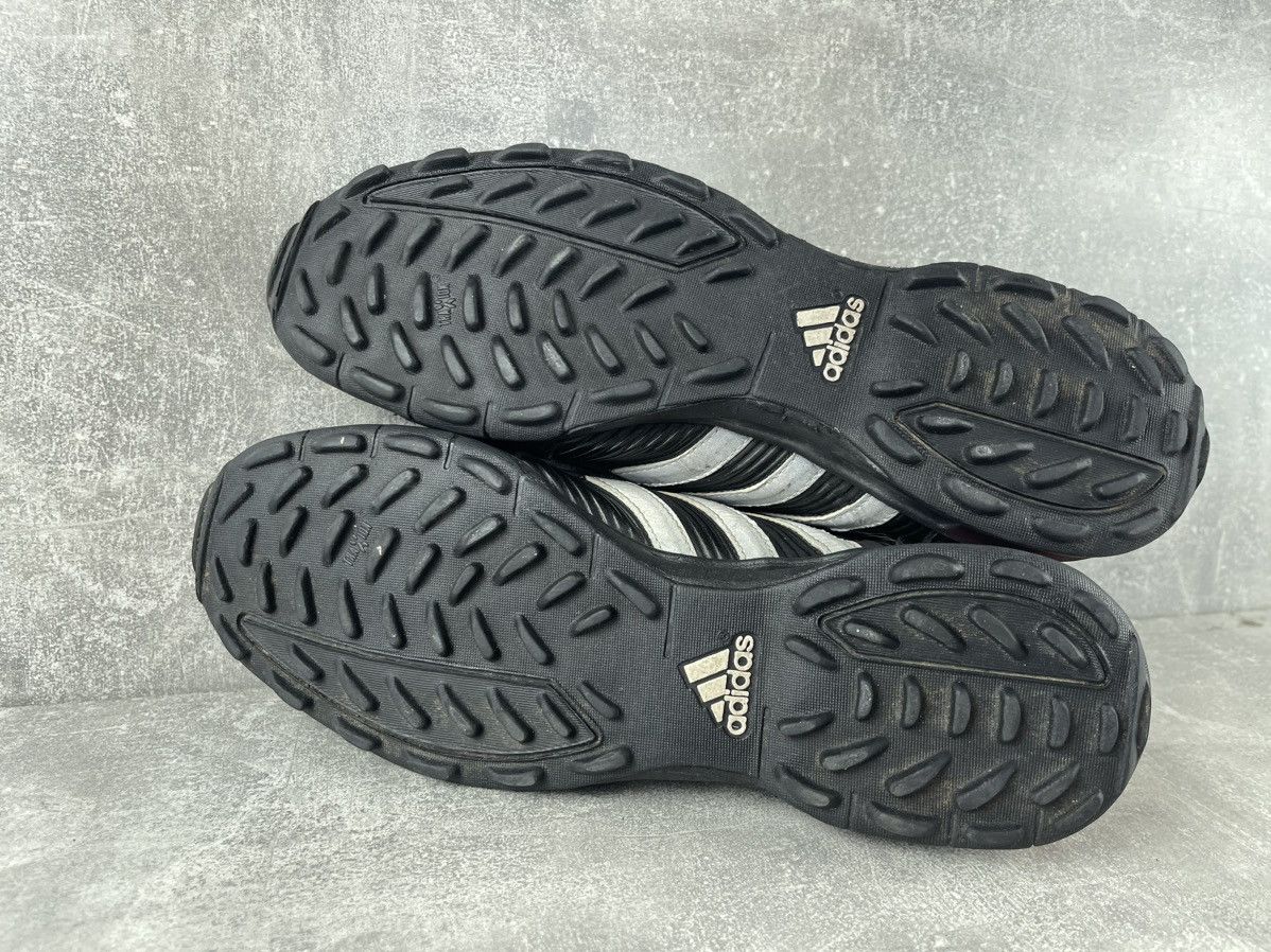 Adidas Vintage Y2K Adidas Football Turf Trainer Sneakers Black Red Size US 9 / EU 42 - 7 Thumbnail