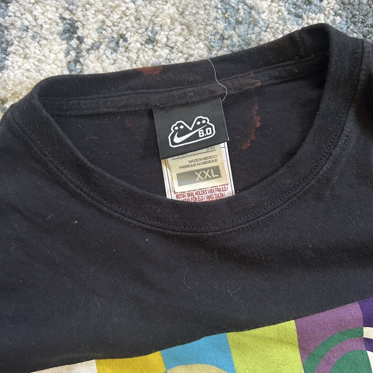 Nike 2009 NiKE 6.0 BiG MULTiCOLOR MUTANT LOGO TEE PLEASE STAND BY Size US XXL / EU 58 / 5 - 3 Thumbnail