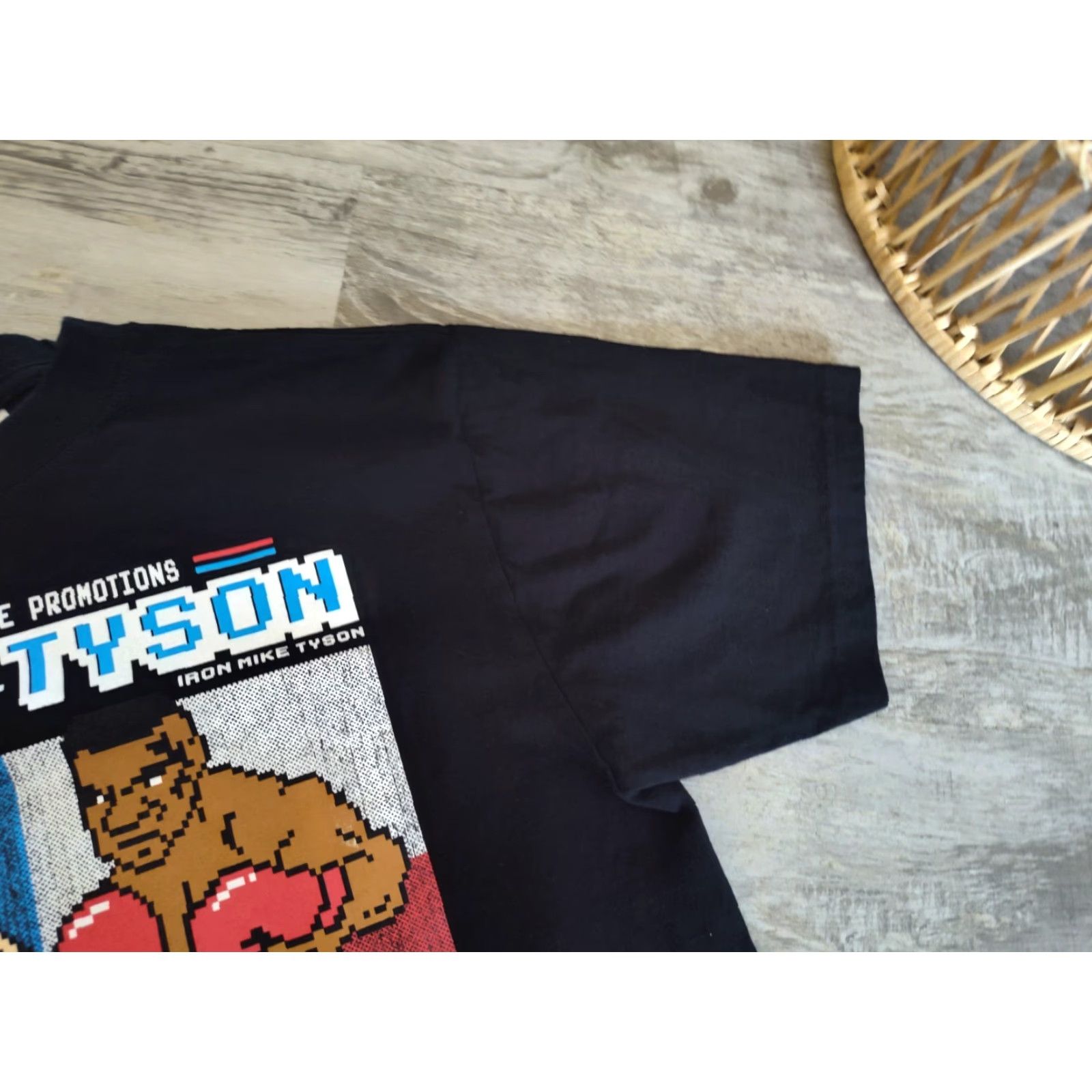 Vintage VINTAGE Shaka Wear Mike Tyson vs Jake Paul Fight Shirt Graphic Print Black Adult Large Retro Boxing Mens Size US L / EU 52-54 / 3 - 4 Thumbnail