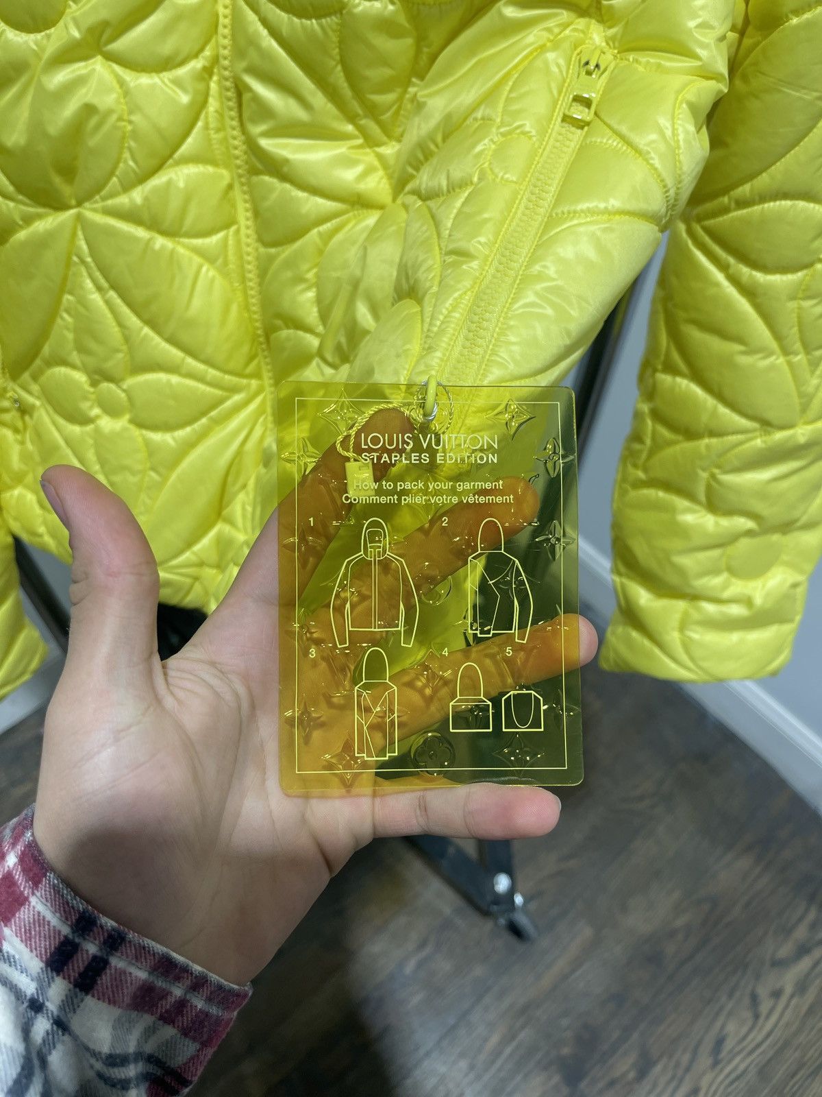 Louis Vuitton Louis Vuitton Yellow Floral Puffer Jacket sz.56 Size US XL / EU 56 / 4 - 3 Thumbnail