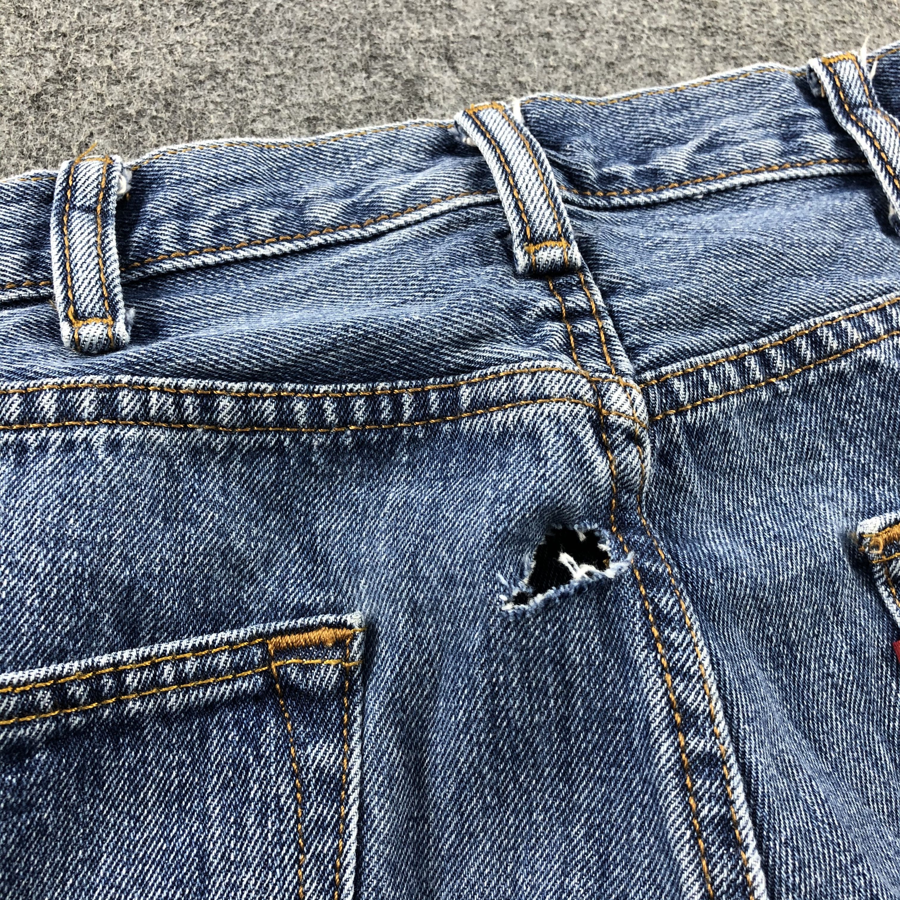 Levi's × Vintage Vintage Blue Wash Levis 501 Jeans-JM1733 Size US 37 - 6 Thumbnail
