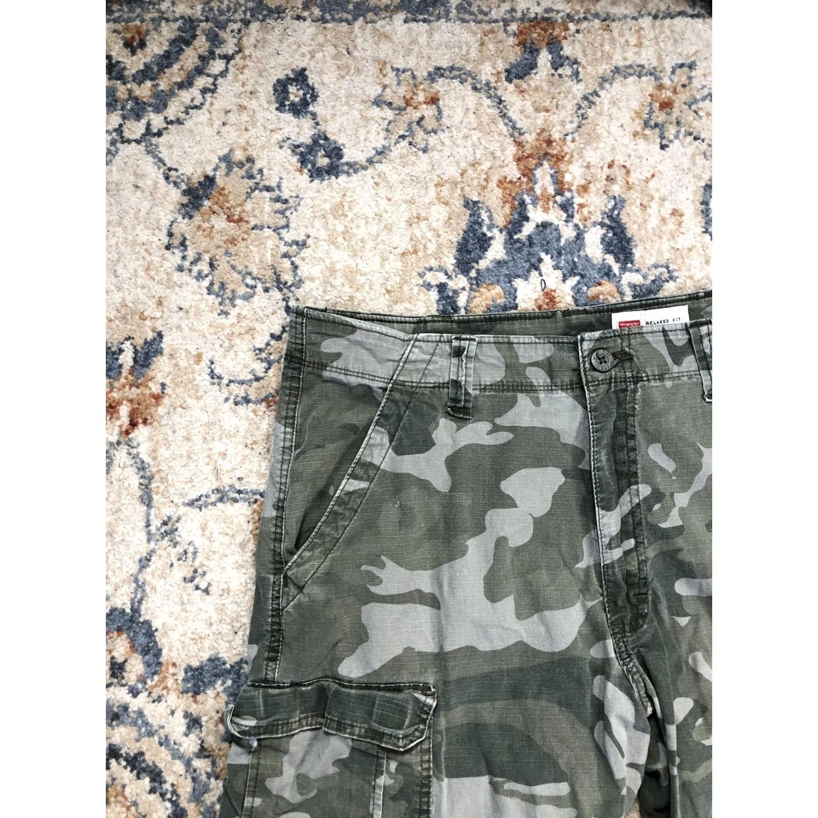 Wrangler Wrangler Cargo Shorts Mens 36 Green Camo Relaxed Fit Canvas 10 Inseam Size US 36 / EU 52 - 2 Thumbnail