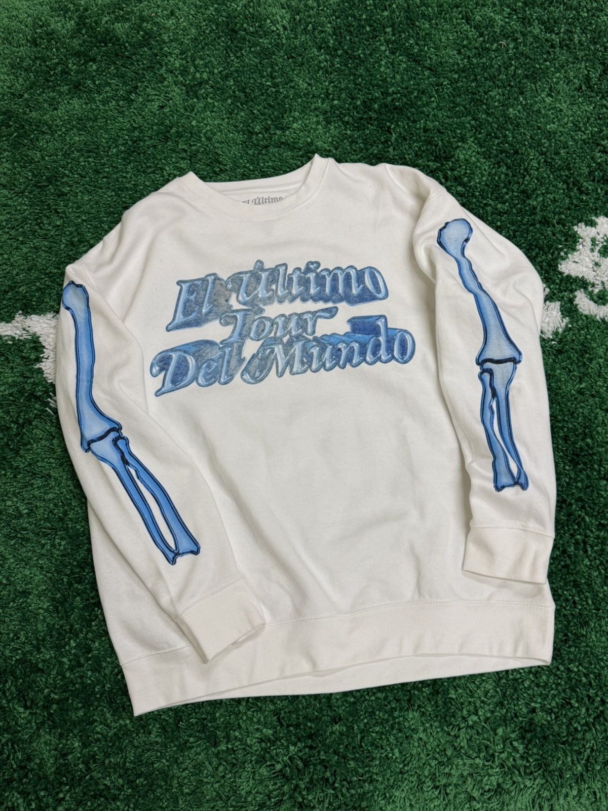 Other Bad Bunny El Ultimo Tour Del Mundo Skeleton Sweatshirt XL Size US XL / EU 56 / 4 - 1 Thumbnail