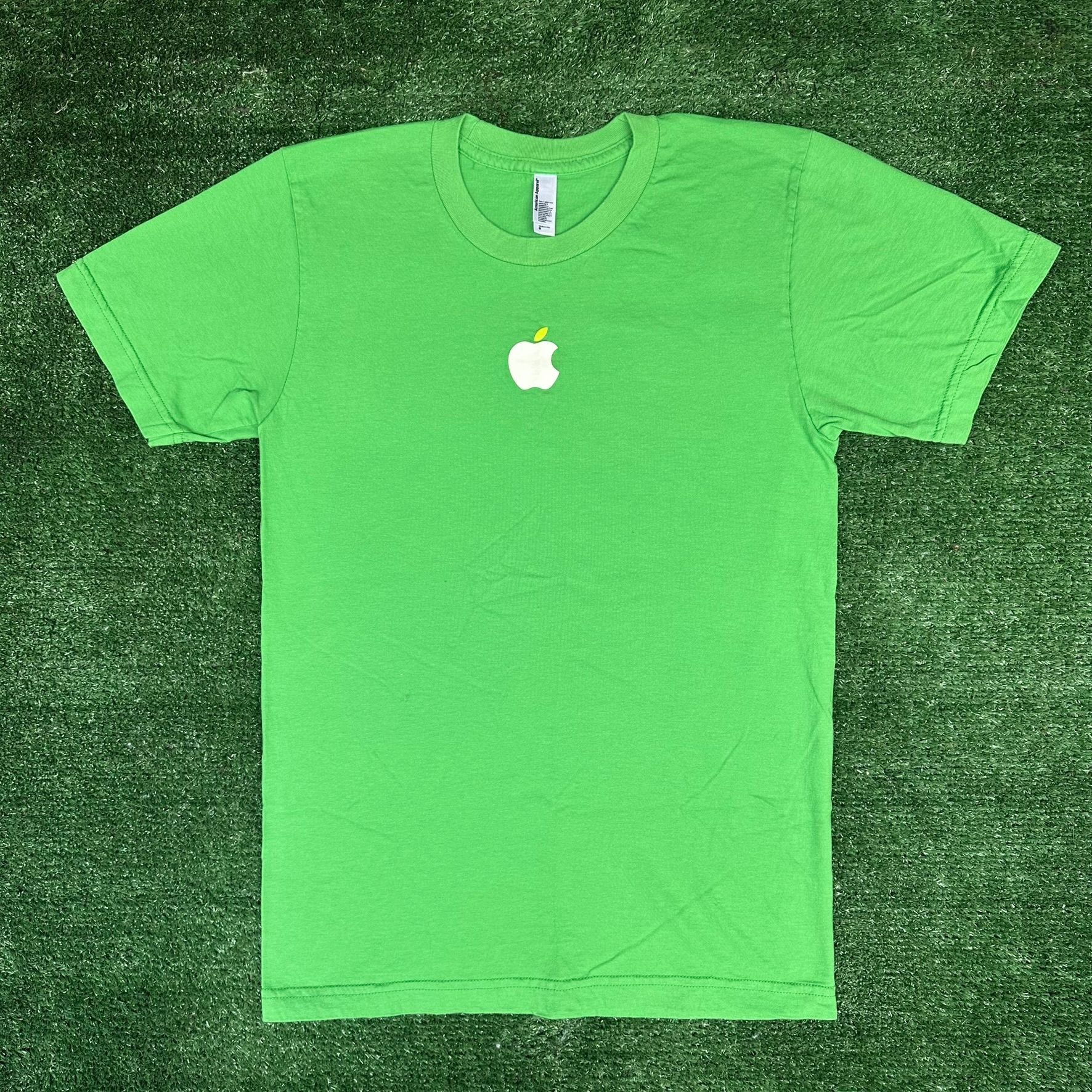 Apple Vintage Y2K Apple Store Employee T-Shirt Geek Minimalist Tec Size US S / EU 44-46 / 1 - 1 Thumbnail