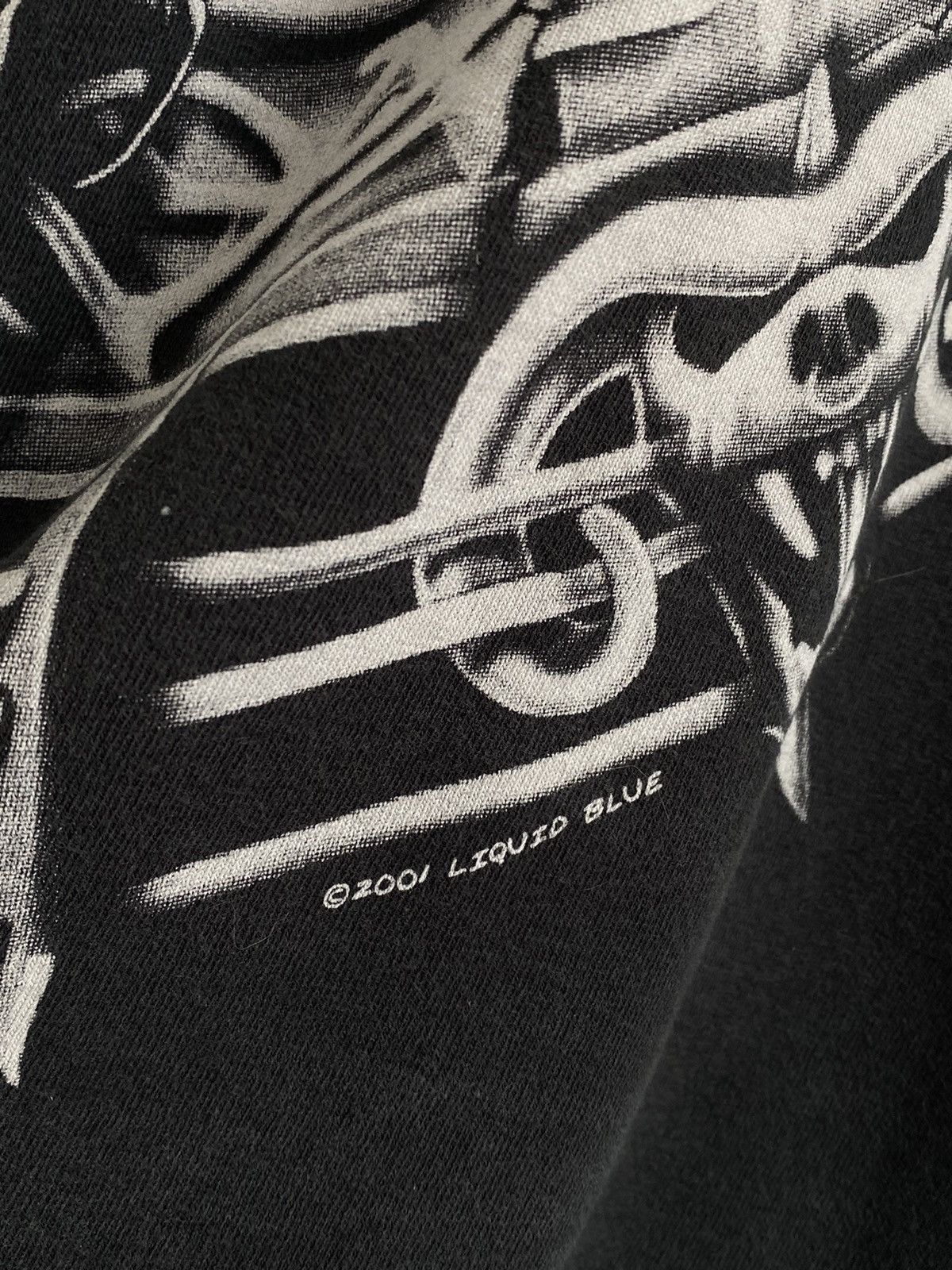 Liquid Blue × Vintage Vintage 2001 Liquid Blue Dragon All Overprint Size US L / EU 52-54 / 3 - 9 Thumbnail