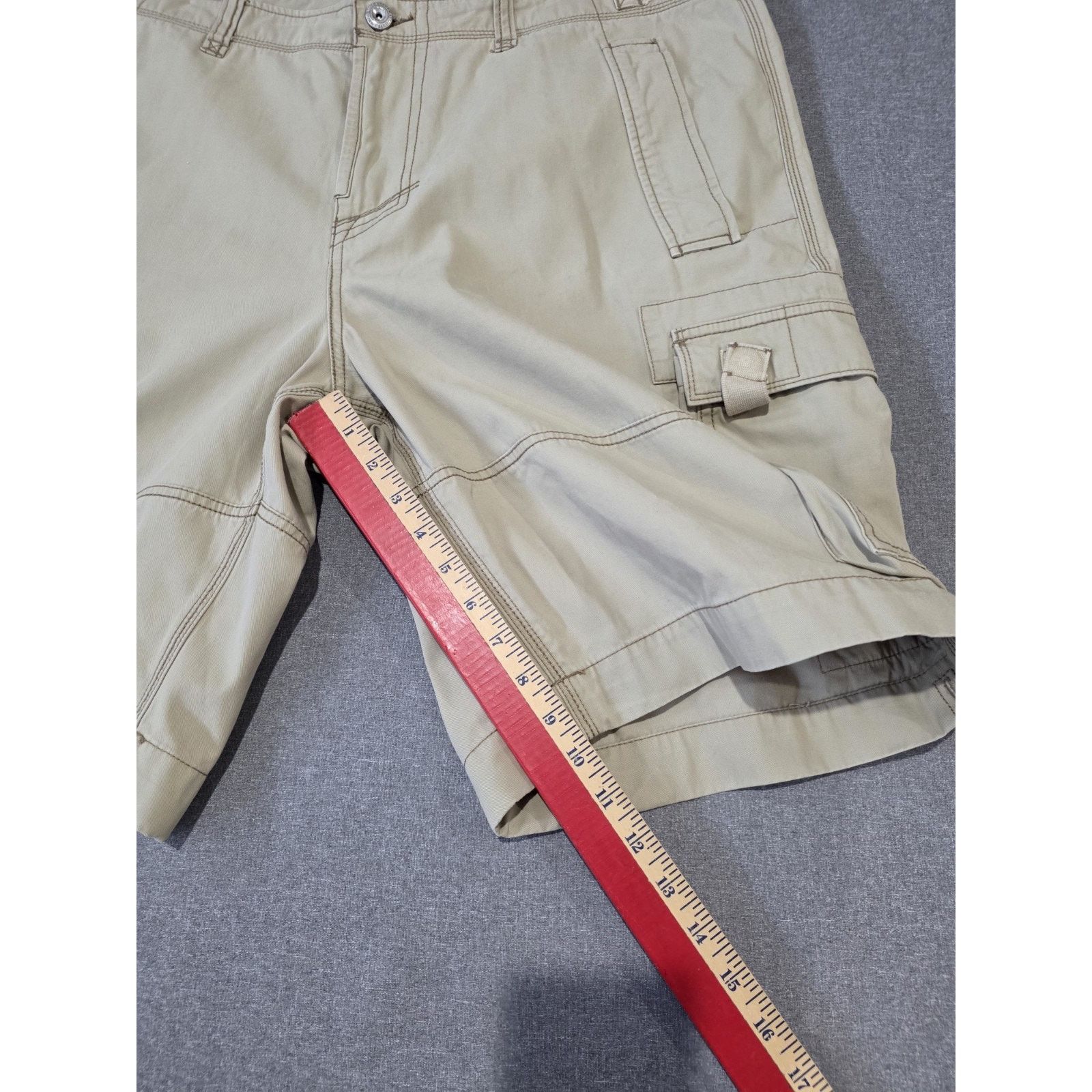 Tommy Bahama Tommy Bahama Jeans Men's Size 40 Khaki Cargo Shorts Multi Size US 40 / EU 56 - 4 Thumbnail