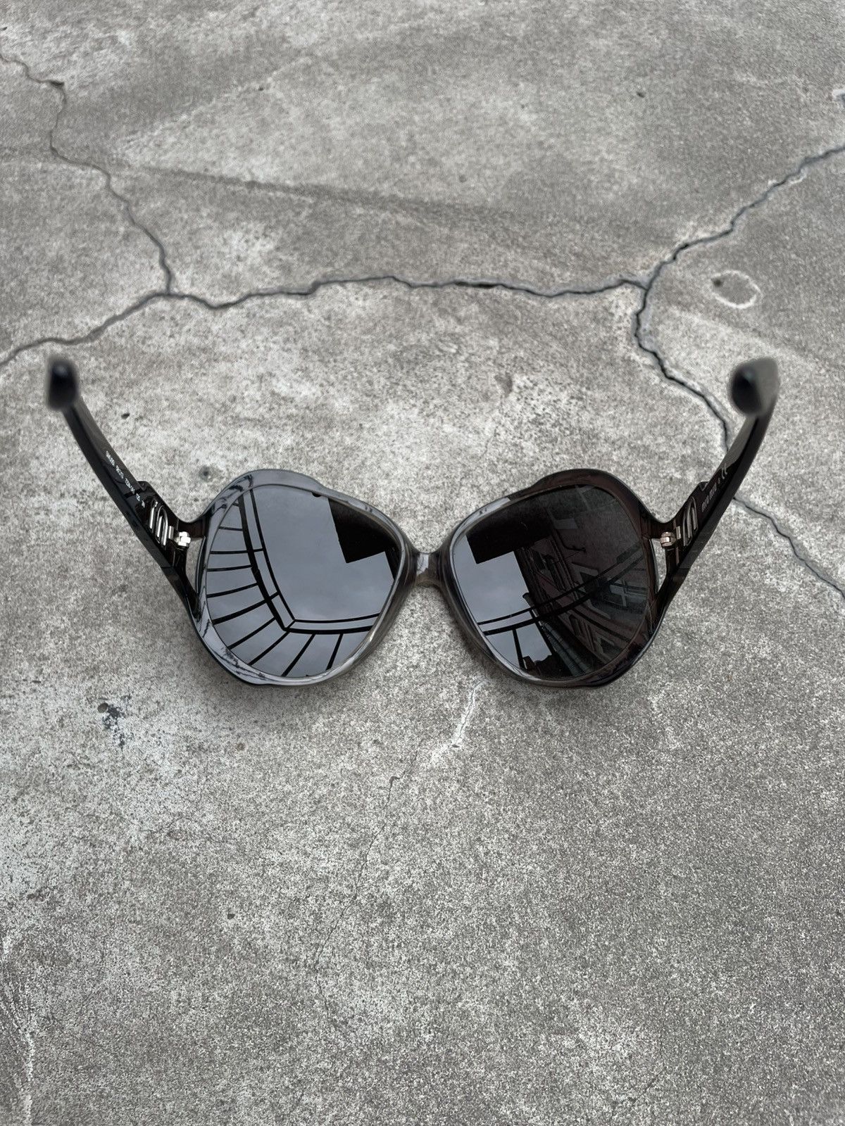 Miu Miu ss2007 Miu Miu Sunglasses Size ONE SIZE - 12 Thumbnail