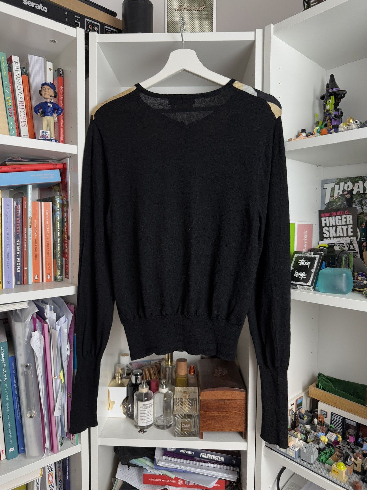 Designer × Salvatore Ferragamo × Vintage Vintage 90s Salvatore Ferragamo silk & wool cardigan sweater Size M / US 6-8 / IT 42-44 - 2 Thumbnail