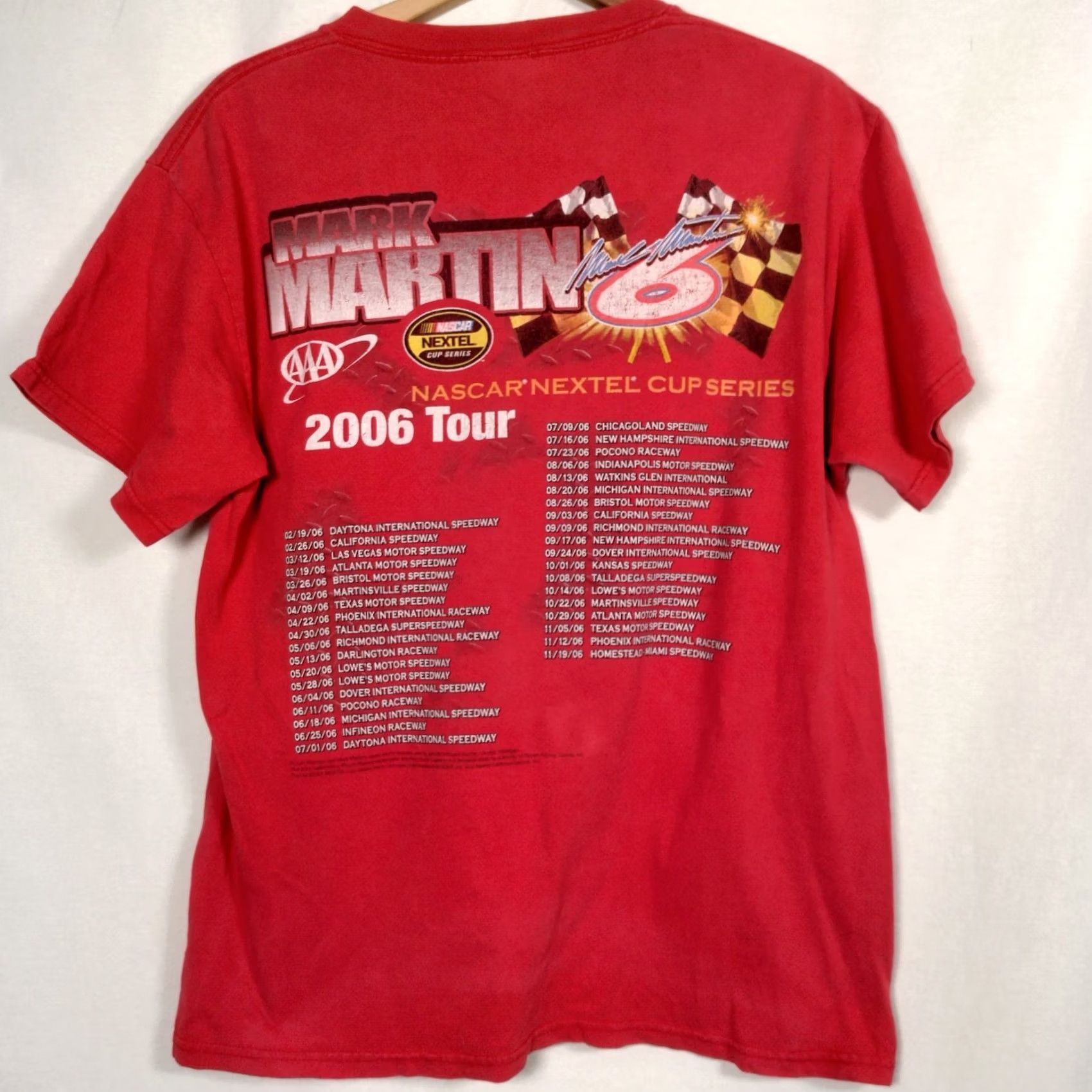 Vintage VINTAGE NASCAR Shirt Men M Red Mark Martin Crew Neck Short Sleeve Delta Pro Weight Race 2006 Size US M / EU 48-50 / 2 - 3 Thumbnail